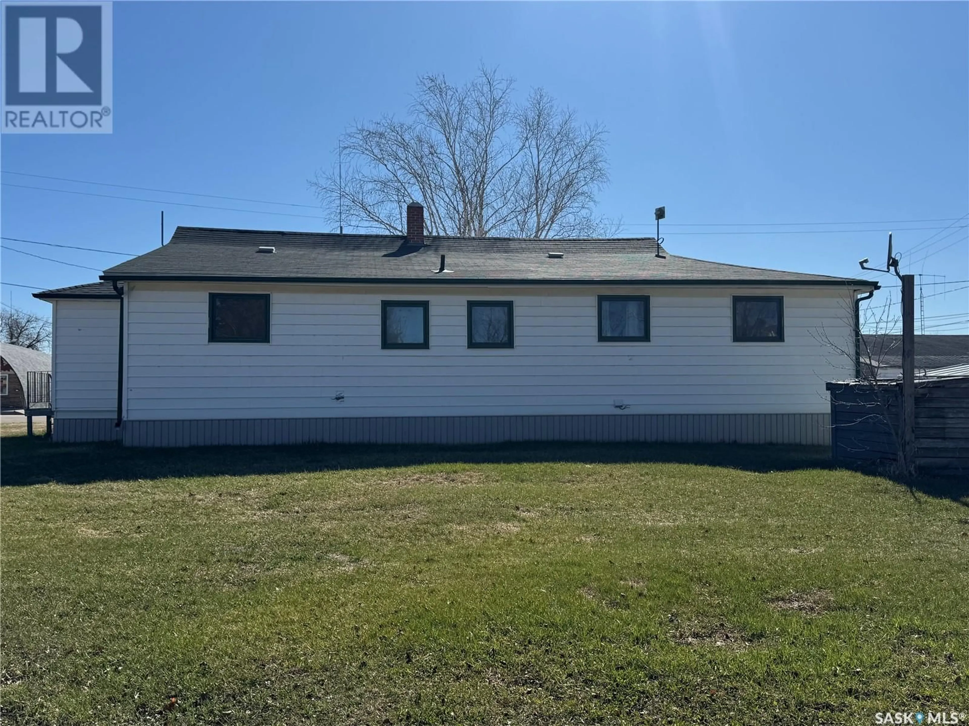 A pic from outside/outdoor area/front of a property/back of a property/a pic from drone, building for 26 2ND AVENUE, Preeceville Saskatchewan S0A3B0