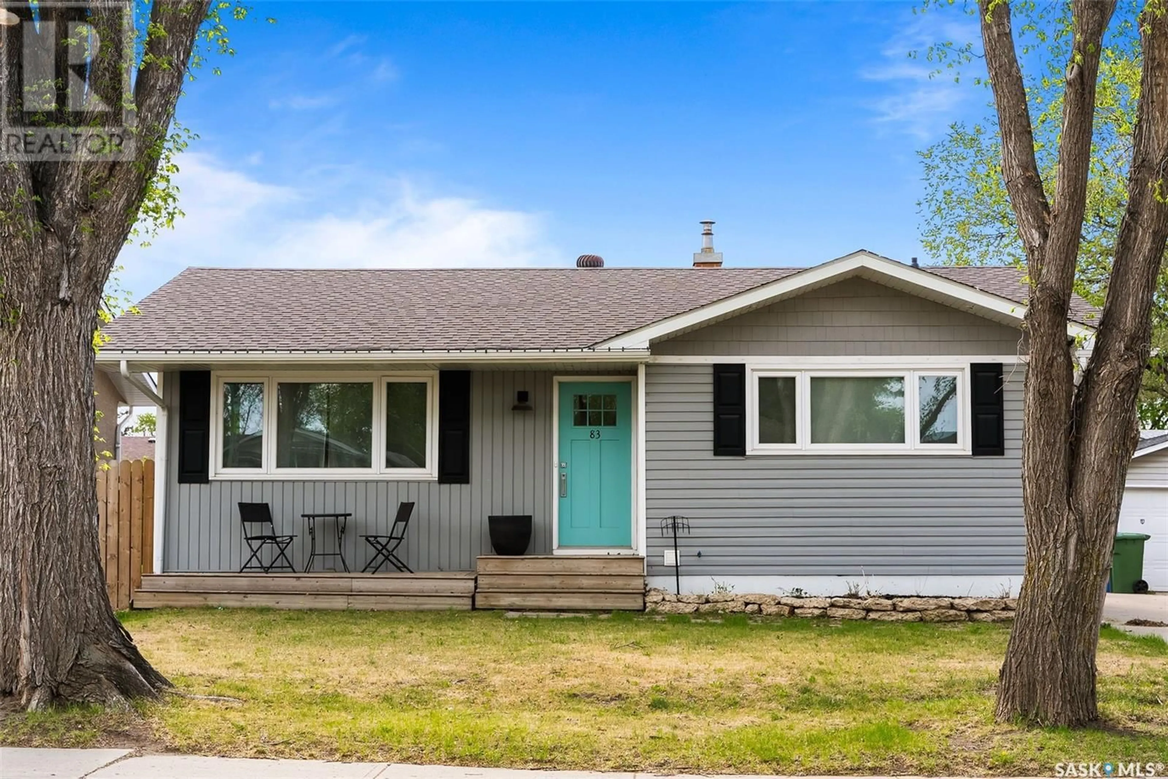 Home with vinyl exterior material, street for 83 NORWOOD CRESCENT, Regina Saskatchewan S4R0A2