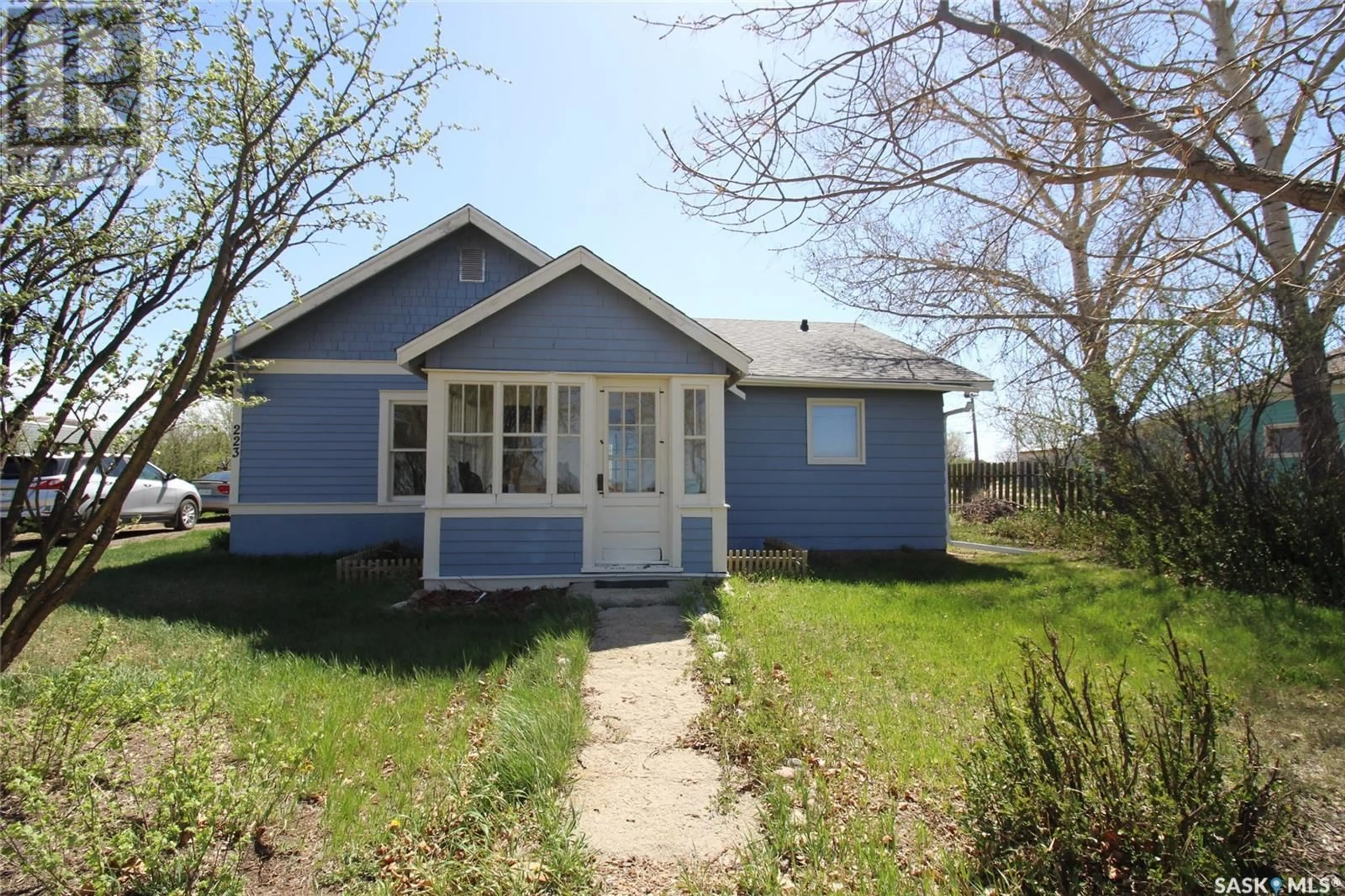 Unknown for 223 1ST AVENUE, Frontier Saskatchewan S0N0A2