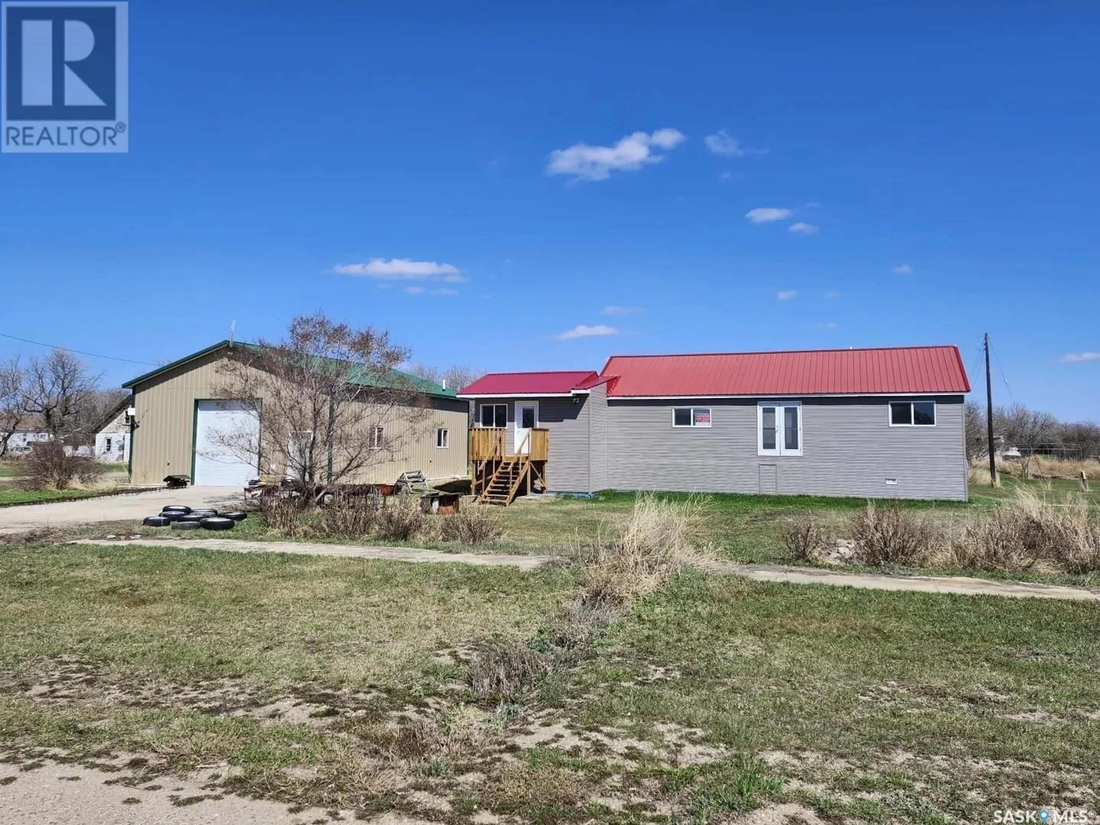 A pic from outside/outdoor area/front of a property/back of a property/a pic from drone, building for 1 MAIN STREET, Ardath Saskatchewan S0L0B0