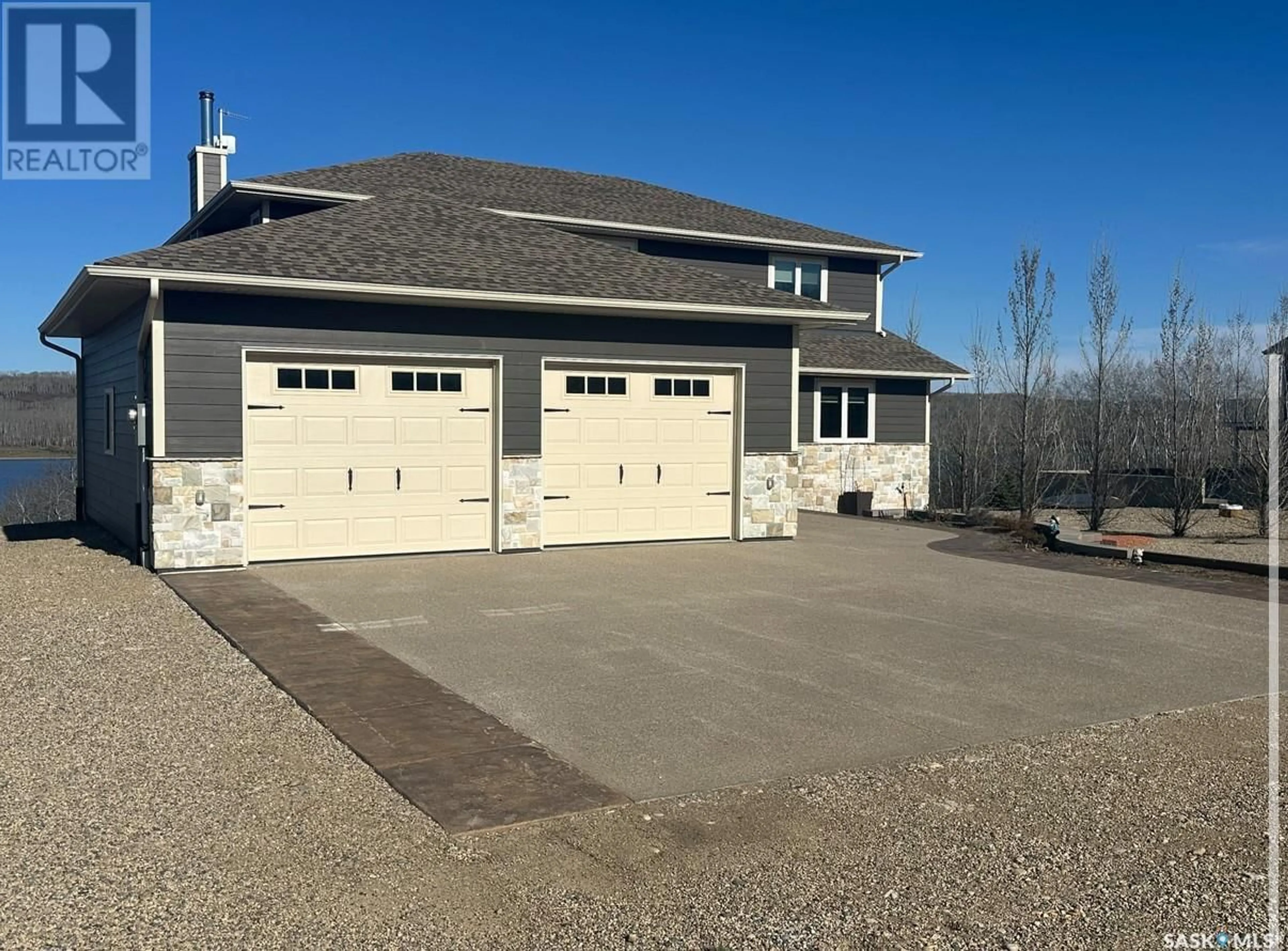 Indoor garage for 40-41-42 KEPULA LANE, Calder Rm No. 241 Saskatchewan S0G3N0