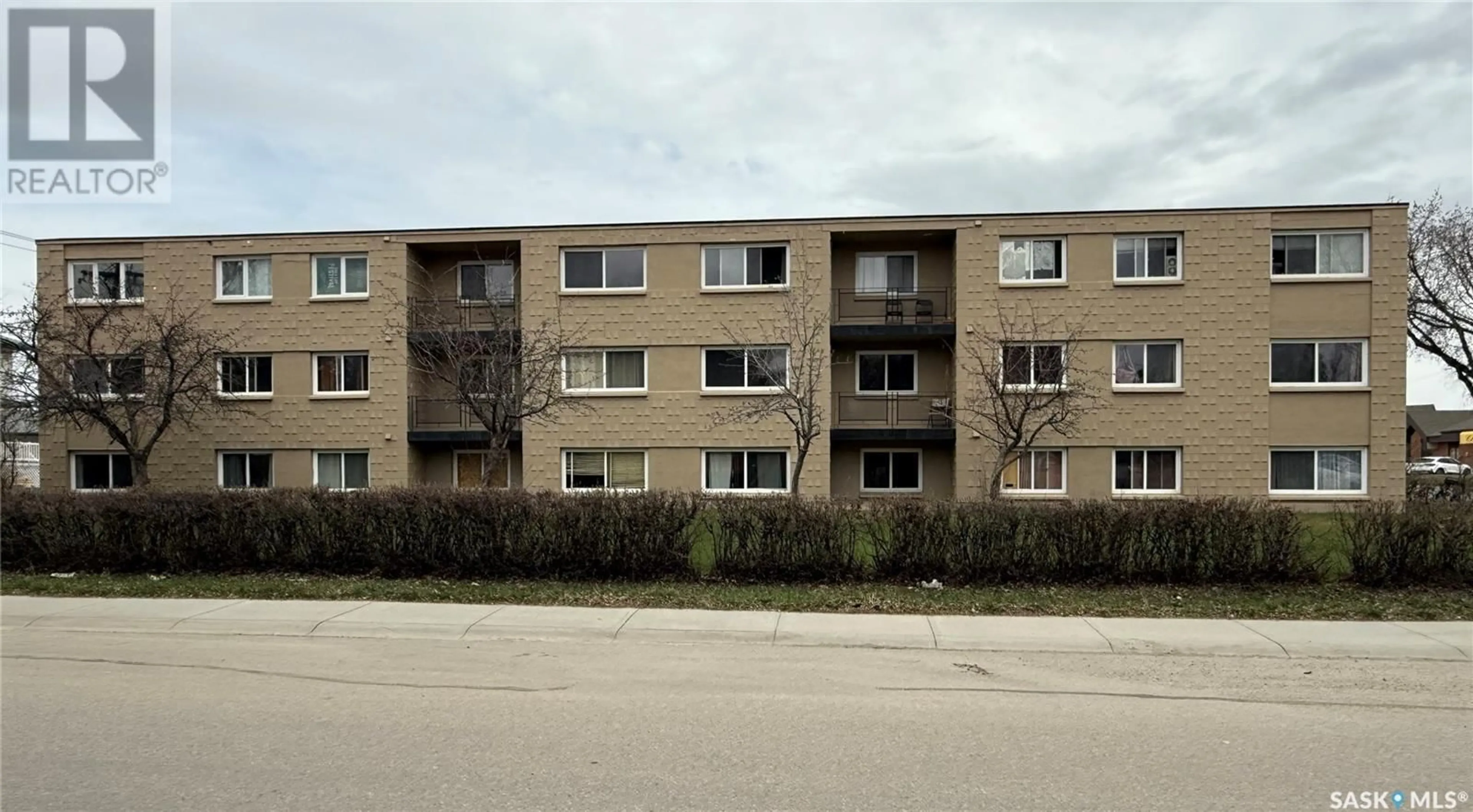 Unknown for 2620 5TH AVENUE, Regina Saskatchewan S4R5E5