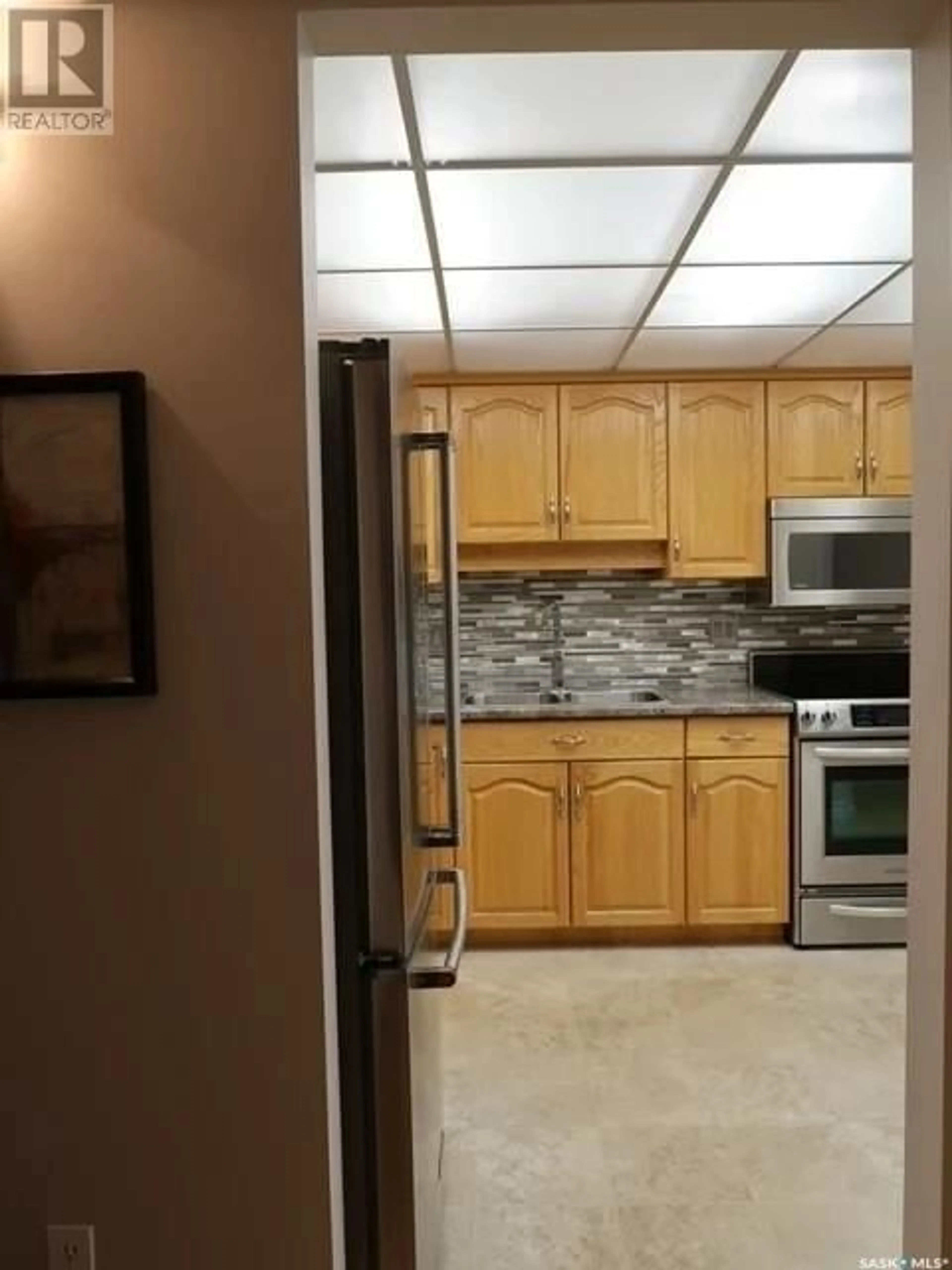 Standard kitchen, ceramic/tile floor for 126 2301 ADELAIDE STREET E, Saskatoon Saskatchewan S7J0J6