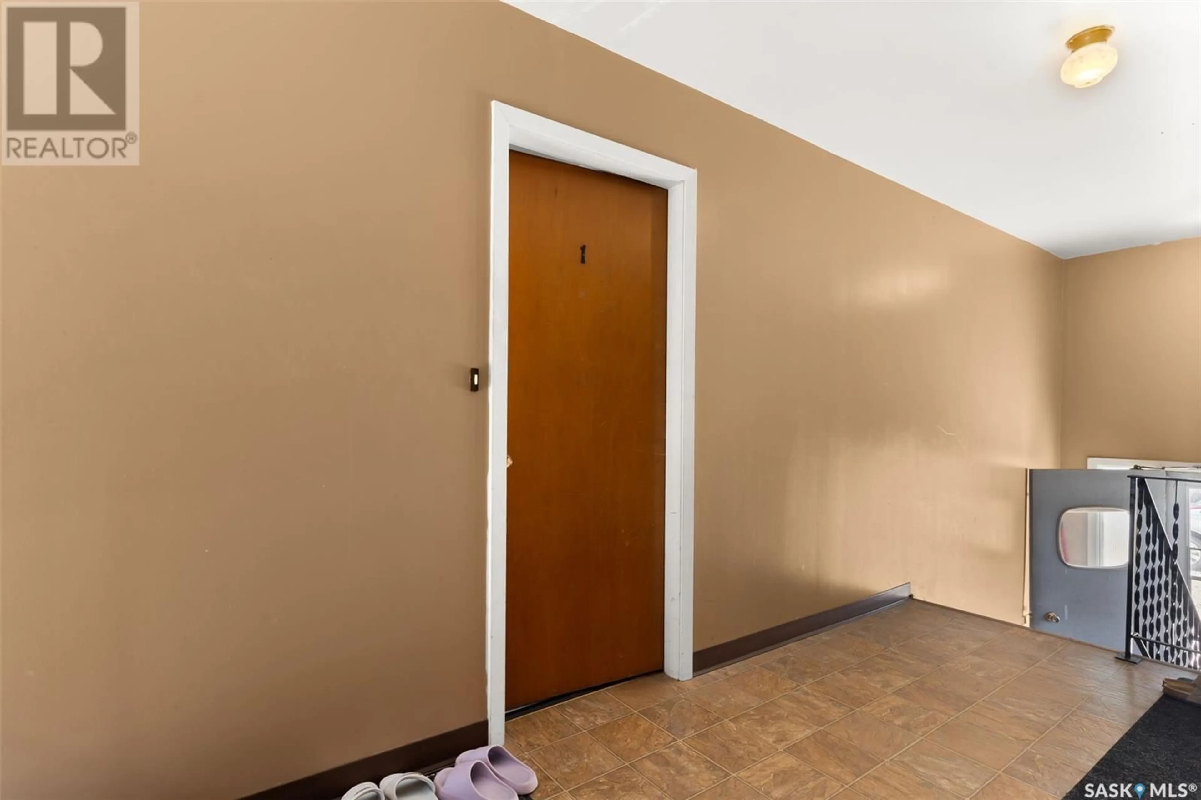 A pic of a room for 220 QUEEN STREET, Milestone Saskatchewan S0G3L0