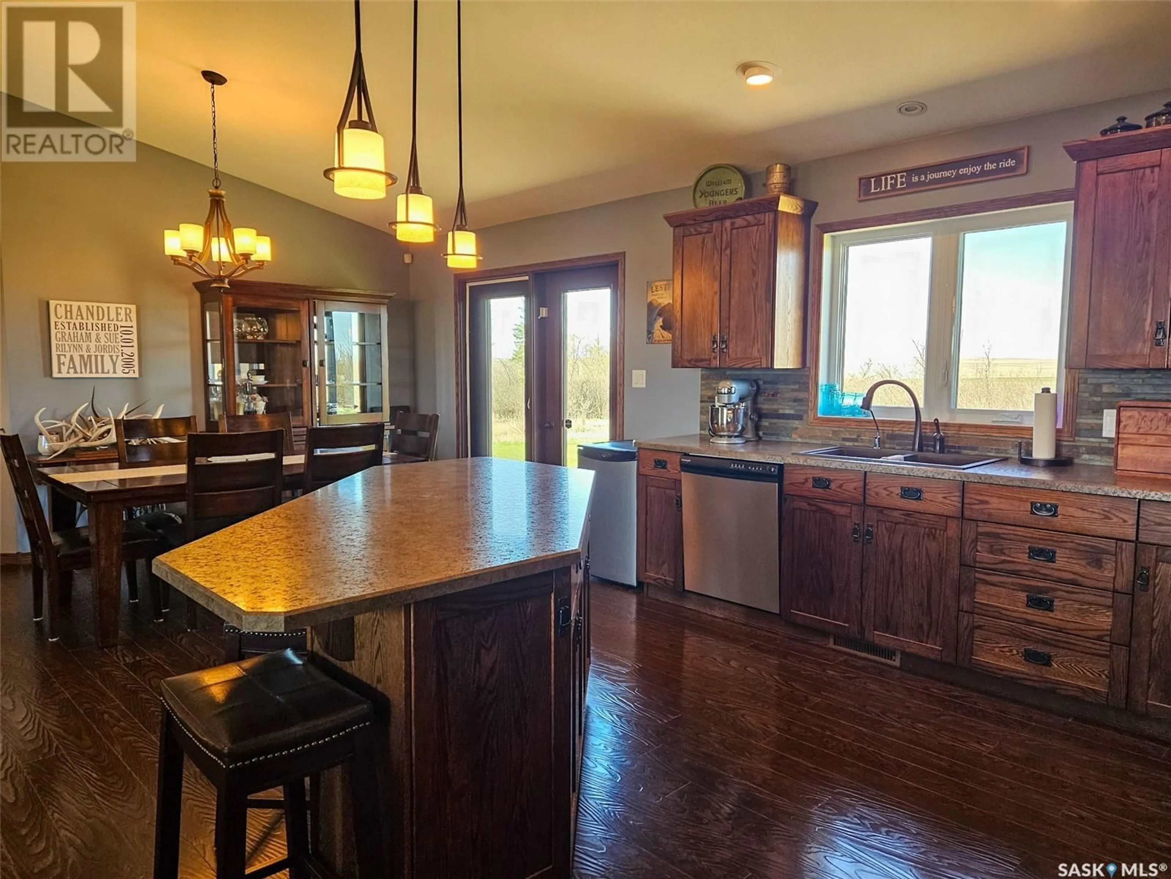 Open concept kitchen, unknown for CHANDLER ACREAGE, Wood River Rm No. 74 Saskatchewan S0H2K0