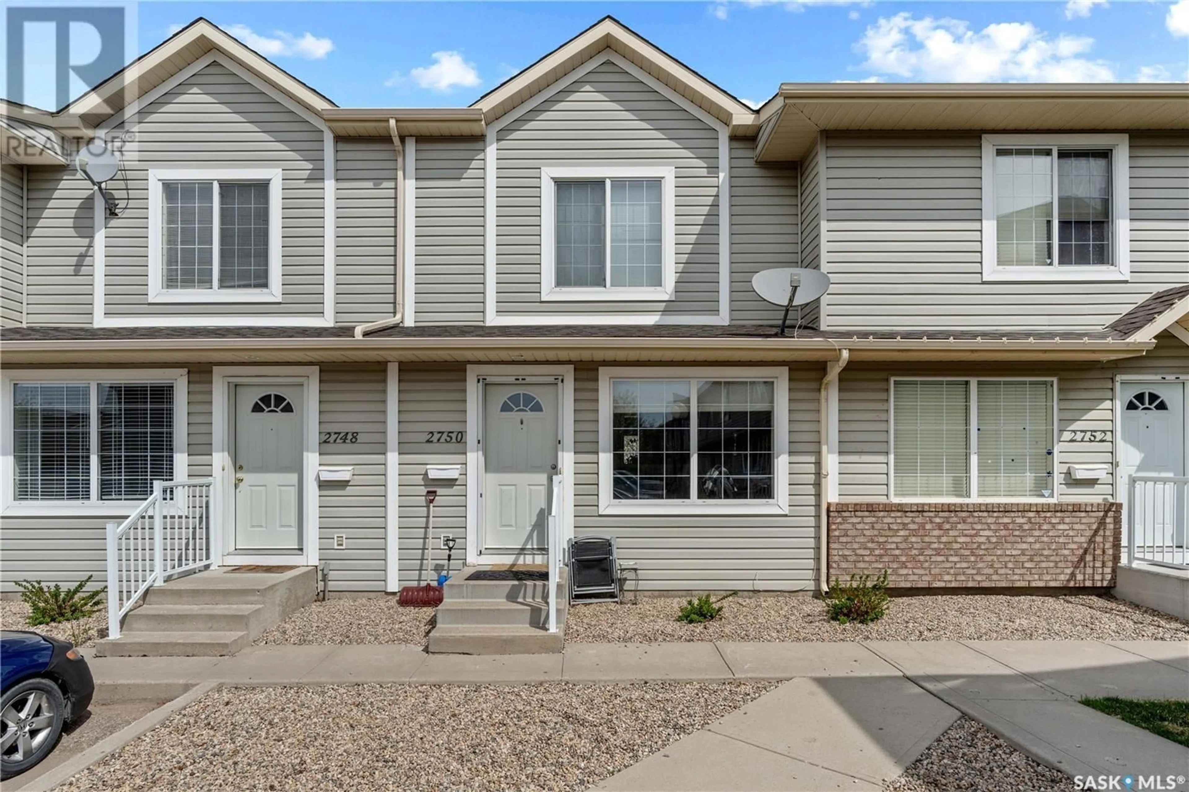 Home with vinyl exterior material, street for 2750 CRANBOURN CRESCENT, Regina Saskatchewan S4V3C1