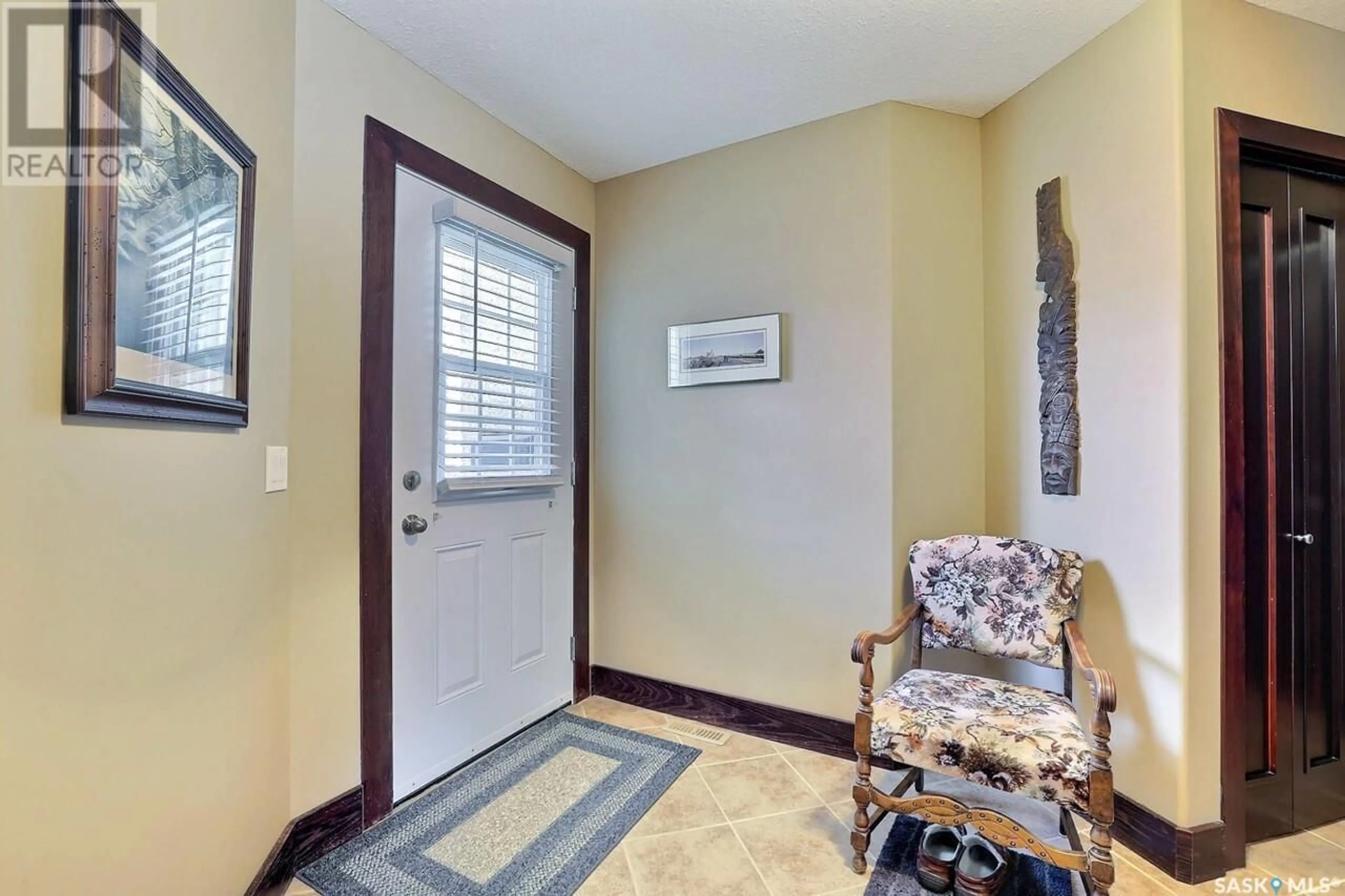 Indoor entryway for 24 - 4425 NICURITY DRIVE, Regina Saskatchewan S4X0E6