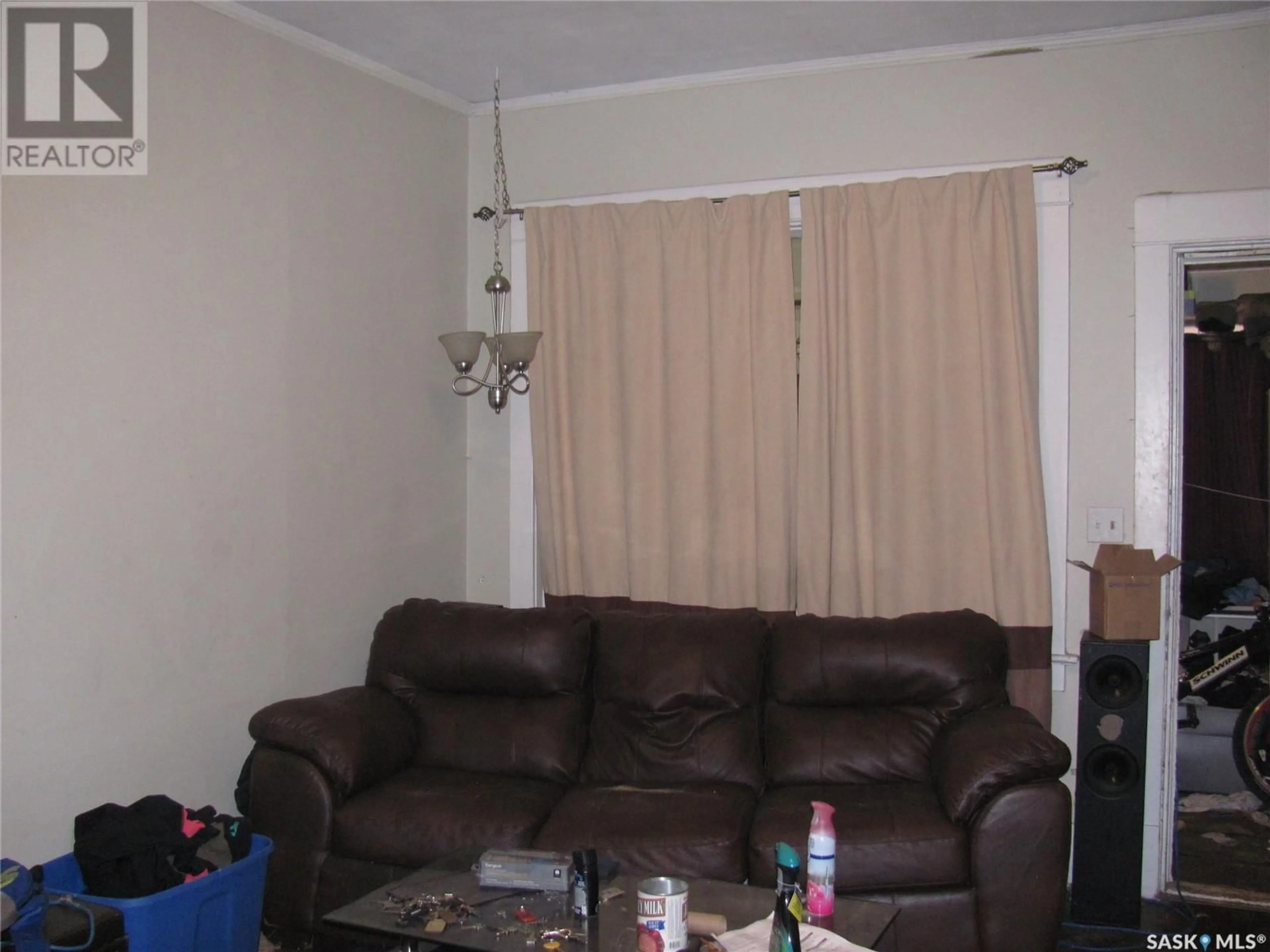 A pic of a room for 710 WALMER ROAD, Saskatoon Saskatchewan S7L0E4