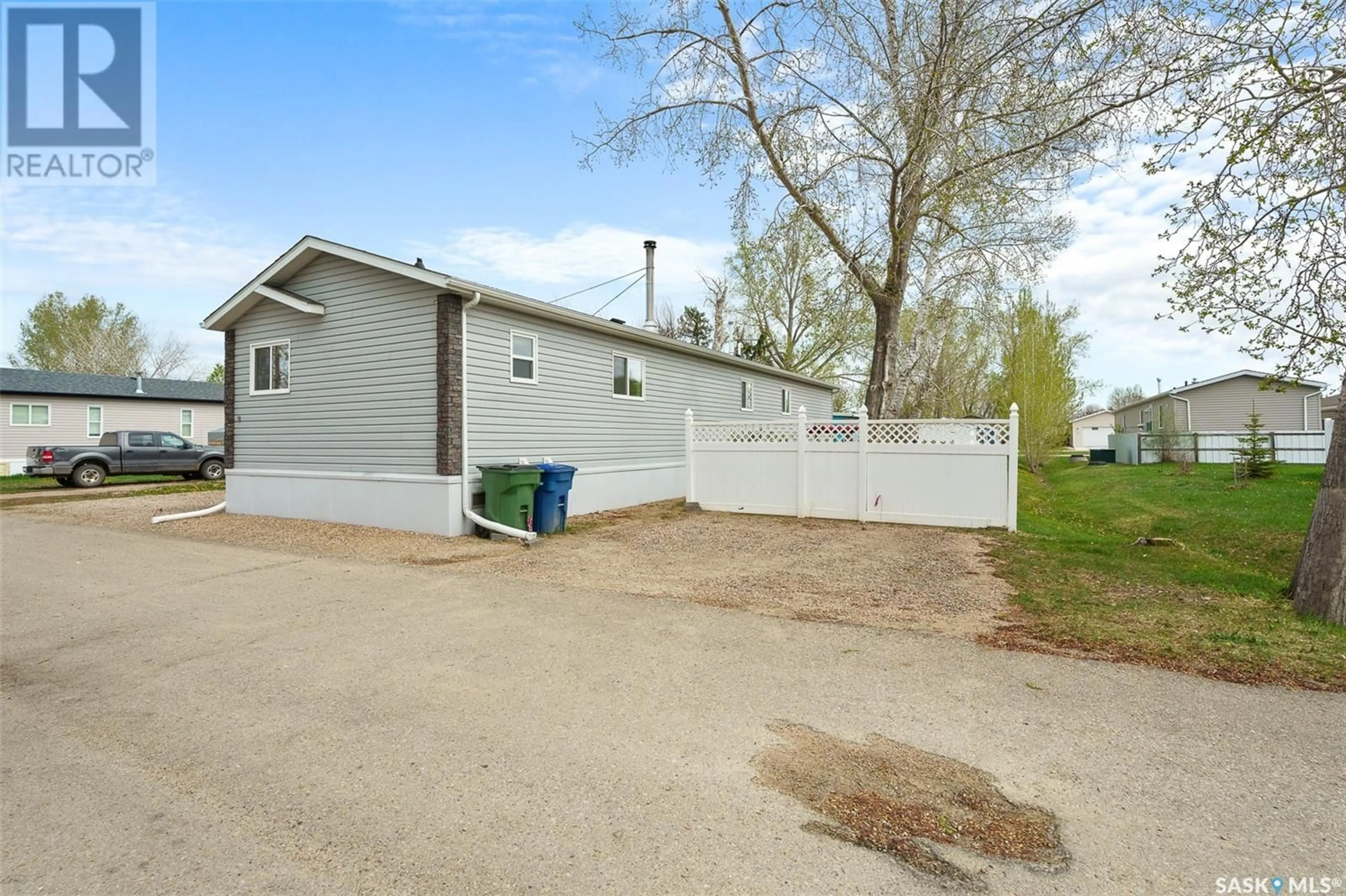 Unknown for H20 - 1455 9TH AVENUE, Moose Jaw Saskatchewan S6J1C6