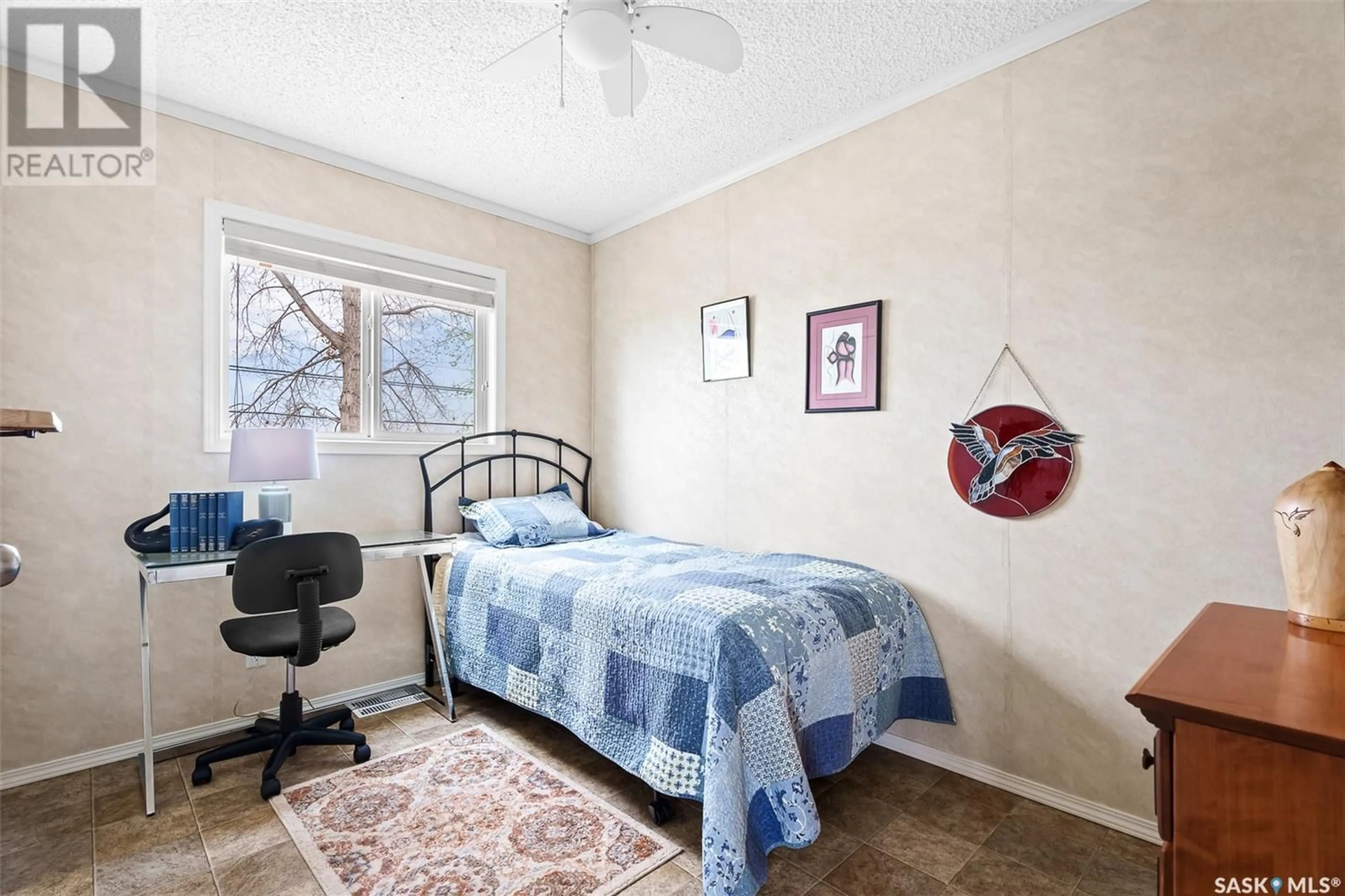 A pic of a room for H20 - 1455 9TH AVENUE, Moose Jaw Saskatchewan S6J1C6