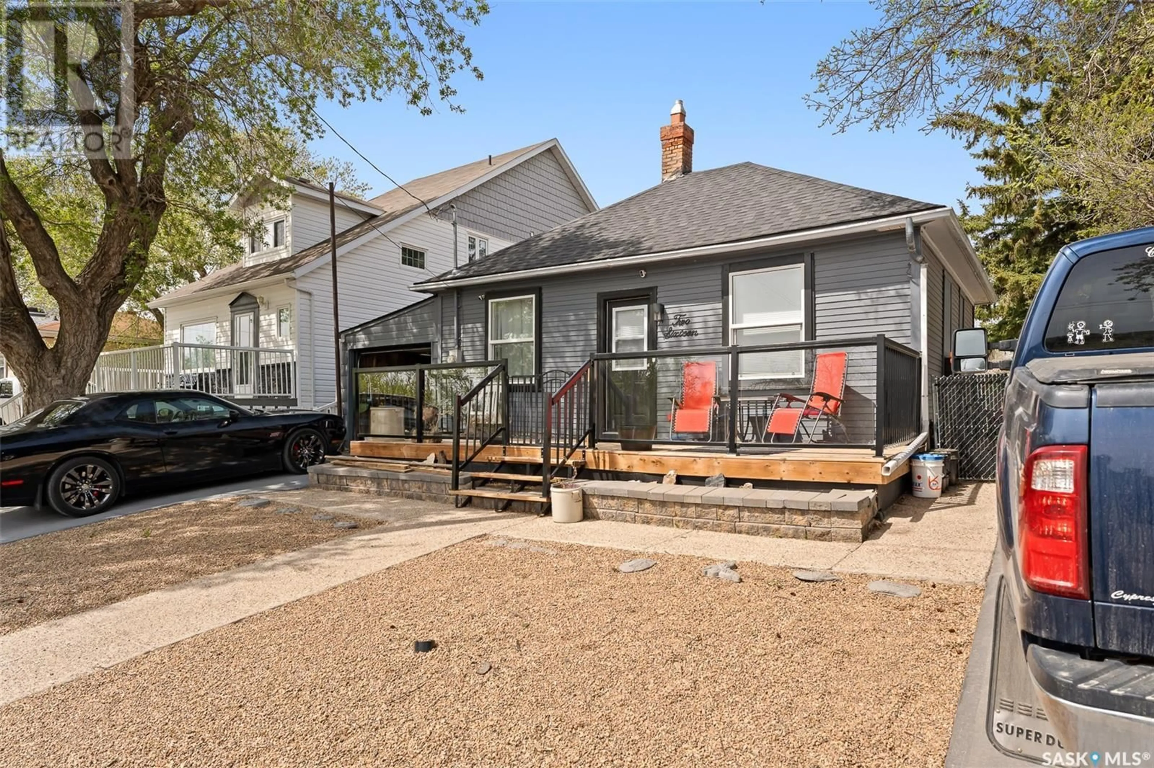 Patio, street for 216 GRANDVIEW STREET, Moose Jaw Saskatchewan S6H5K7