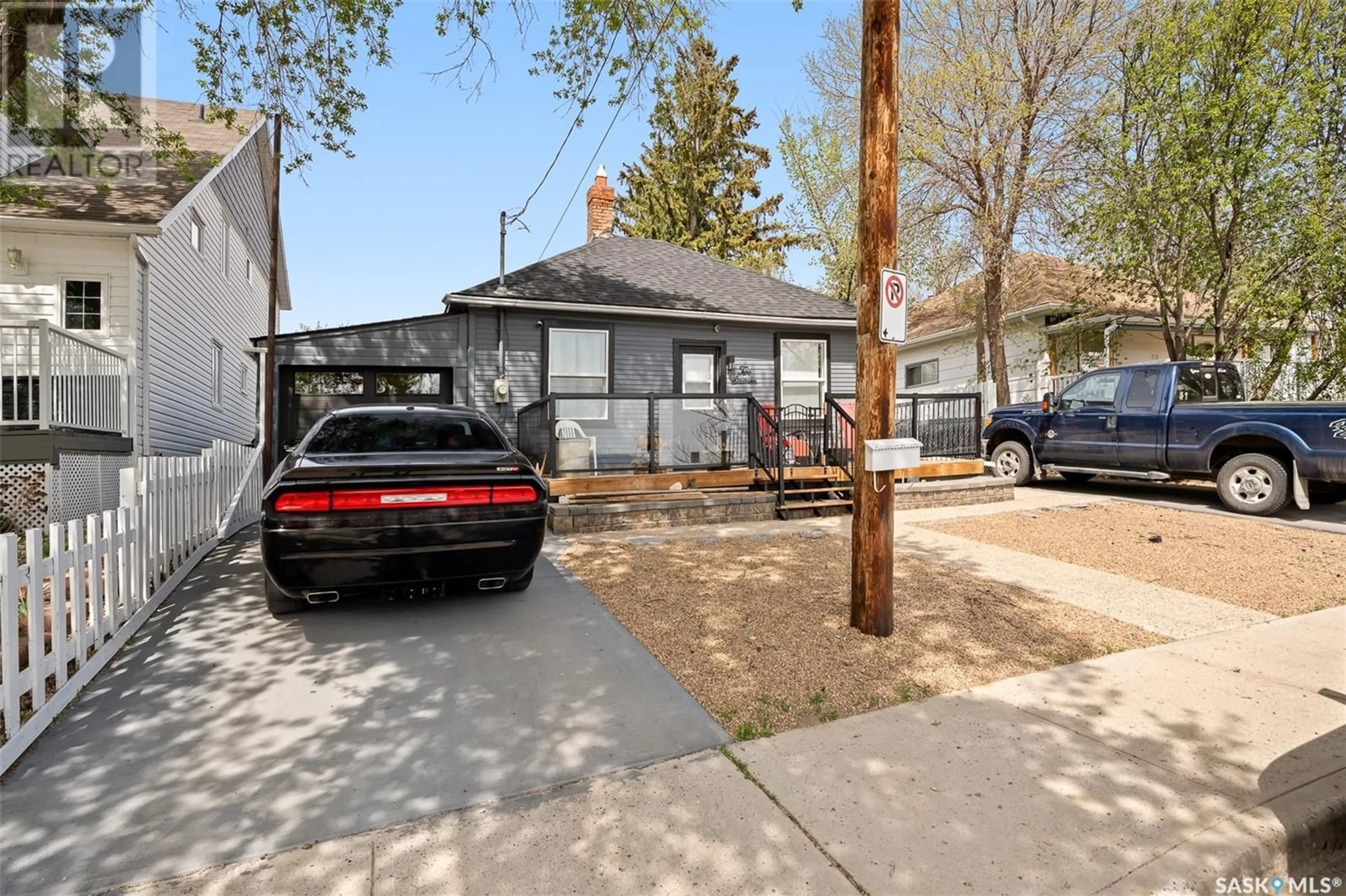 Unknown for 216 GRANDVIEW STREET, Moose Jaw Saskatchewan S6H5K7
