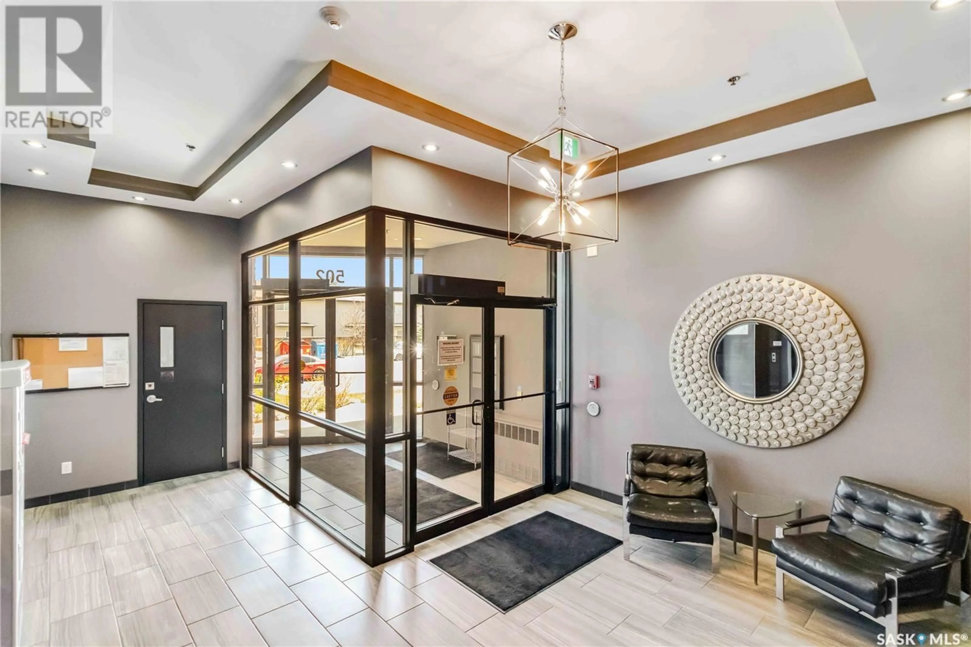 Indoor foyer for 502 - 215 PEREHUDOFF CRESCENT, Saskatoon Saskatchewan S7N4H6