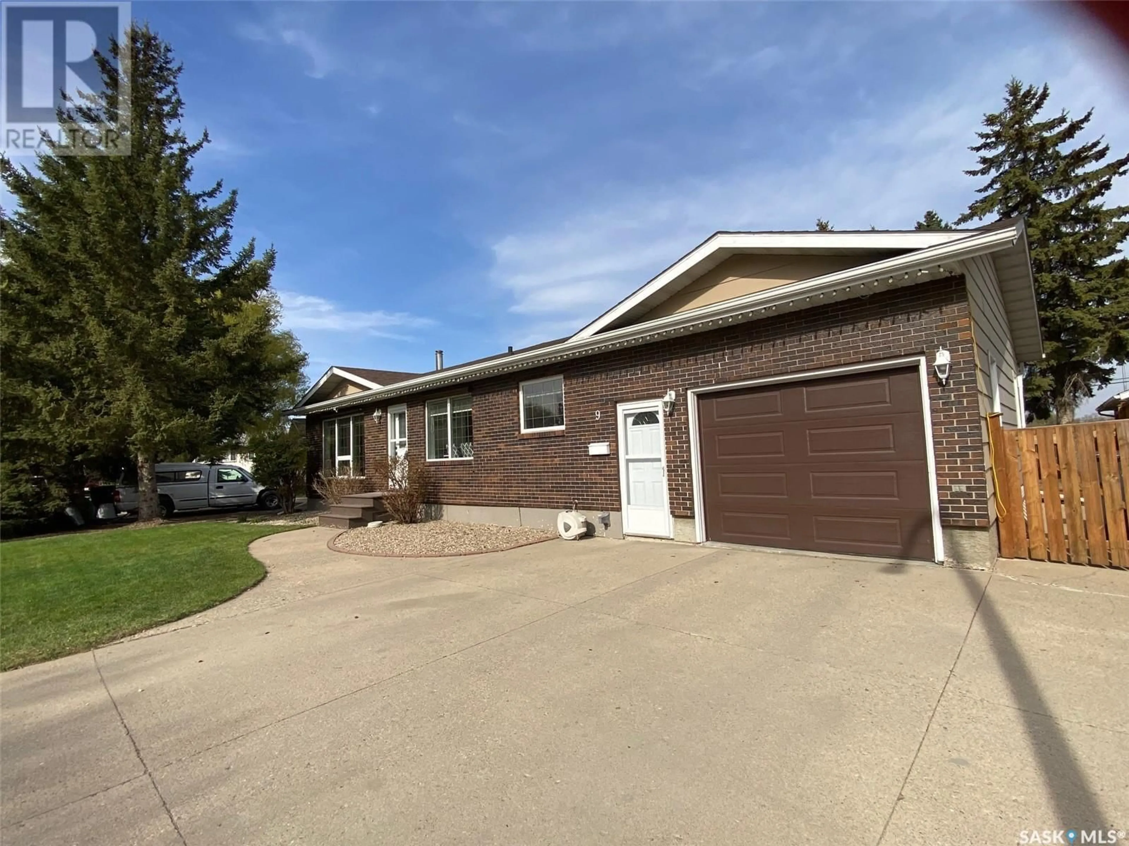 Unknown for 9 CARDINAL BAY, Yorkton Saskatchewan S3N3E4