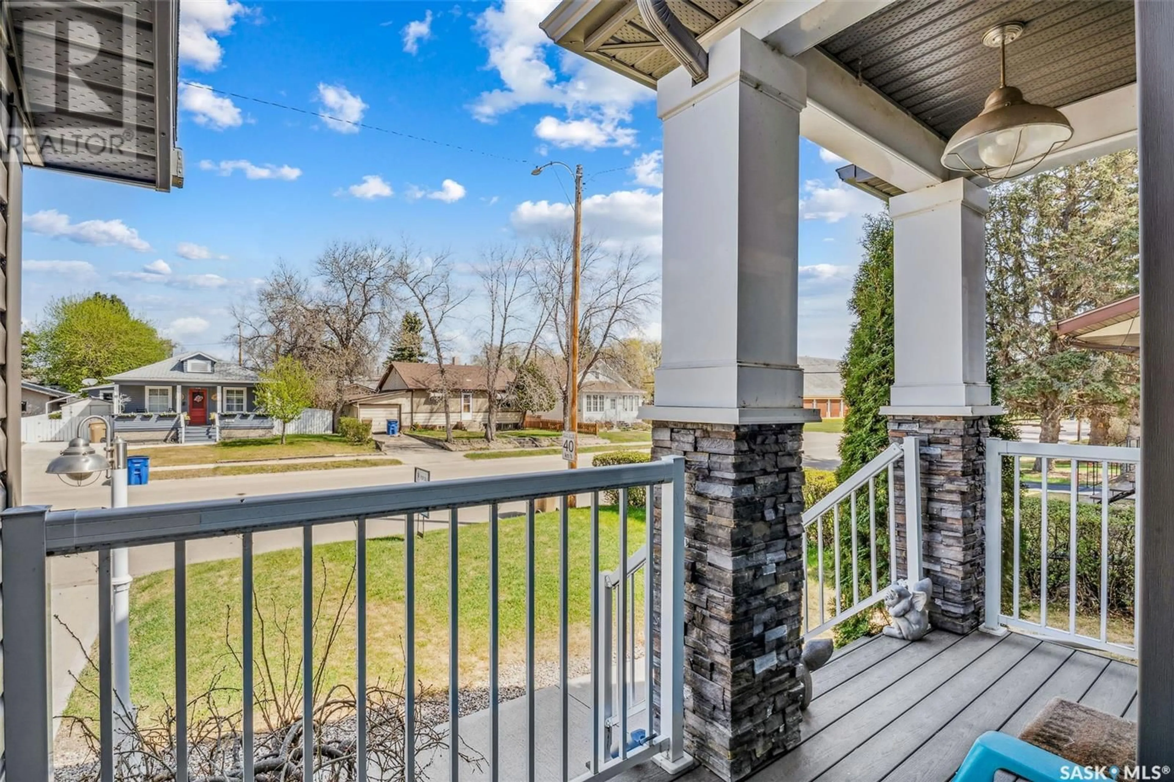Patio, unknown for 215 2ND AVENUE, Shellbrook Saskatchewan S0J2E0
