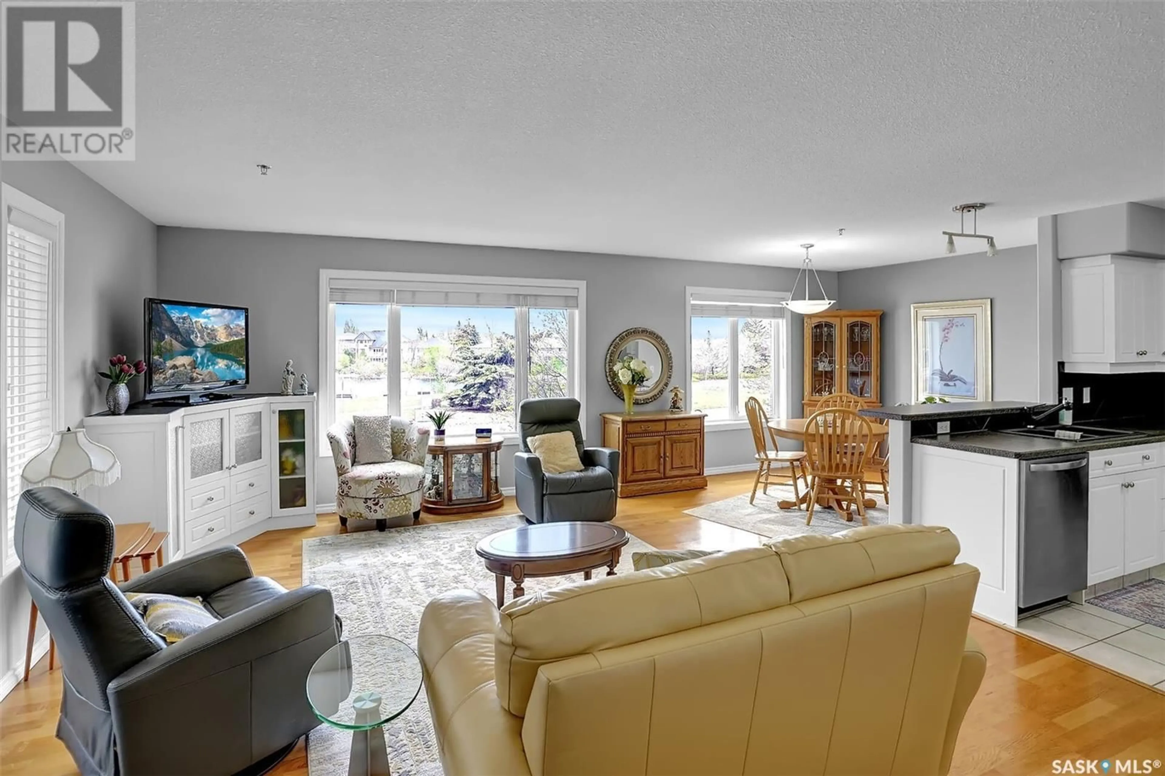 Living room with furniture, unknown for 202 - 3101 RENFREW CRESCENT, Regina Saskatchewan S4V3B6
