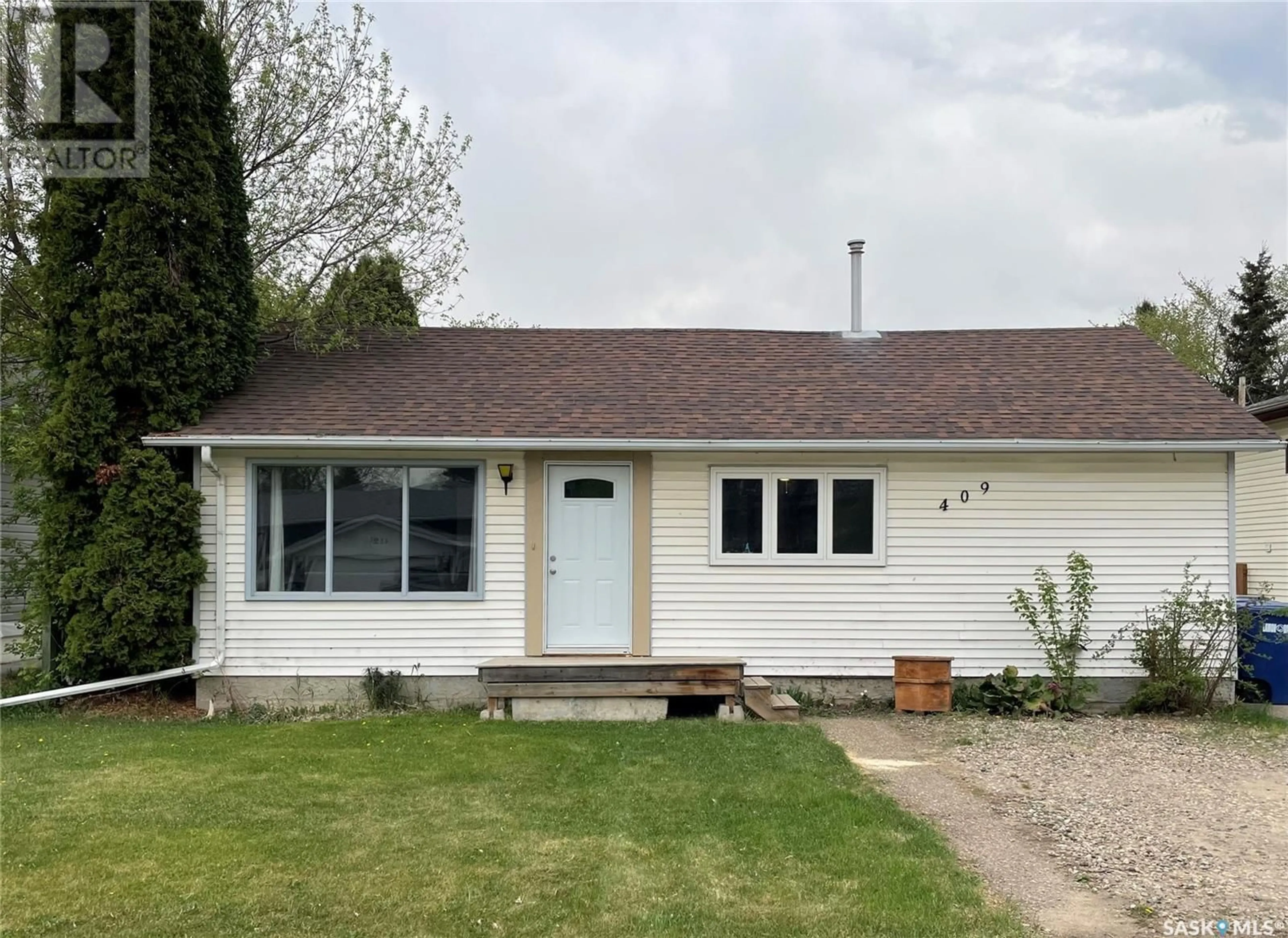 Unknown for 409 4TH STREET, Meadow Lake Saskatchewan S9X1Y4