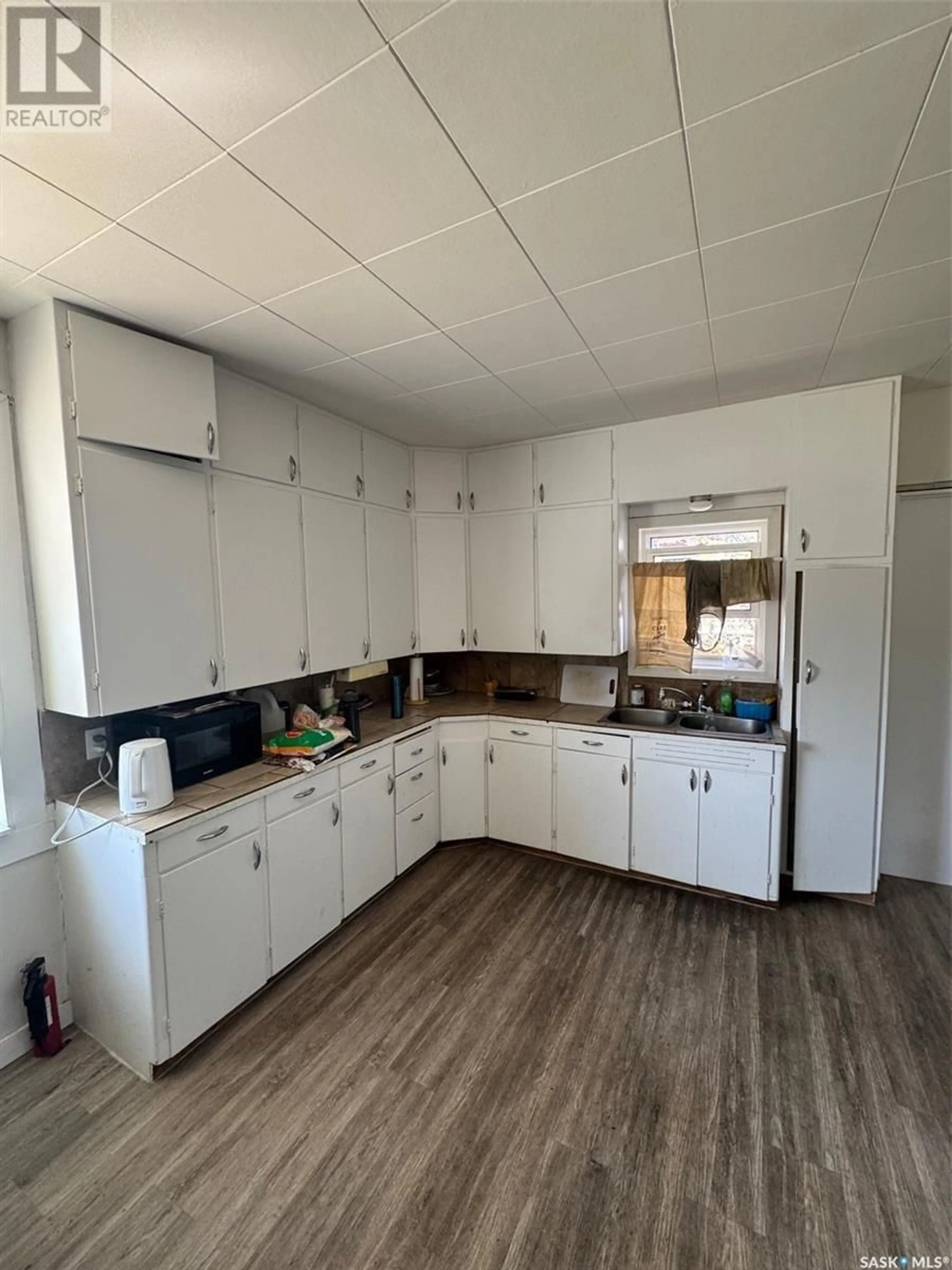Unknown for 1851 101ST STREET, North Battleford Saskatchewan S9A1A9