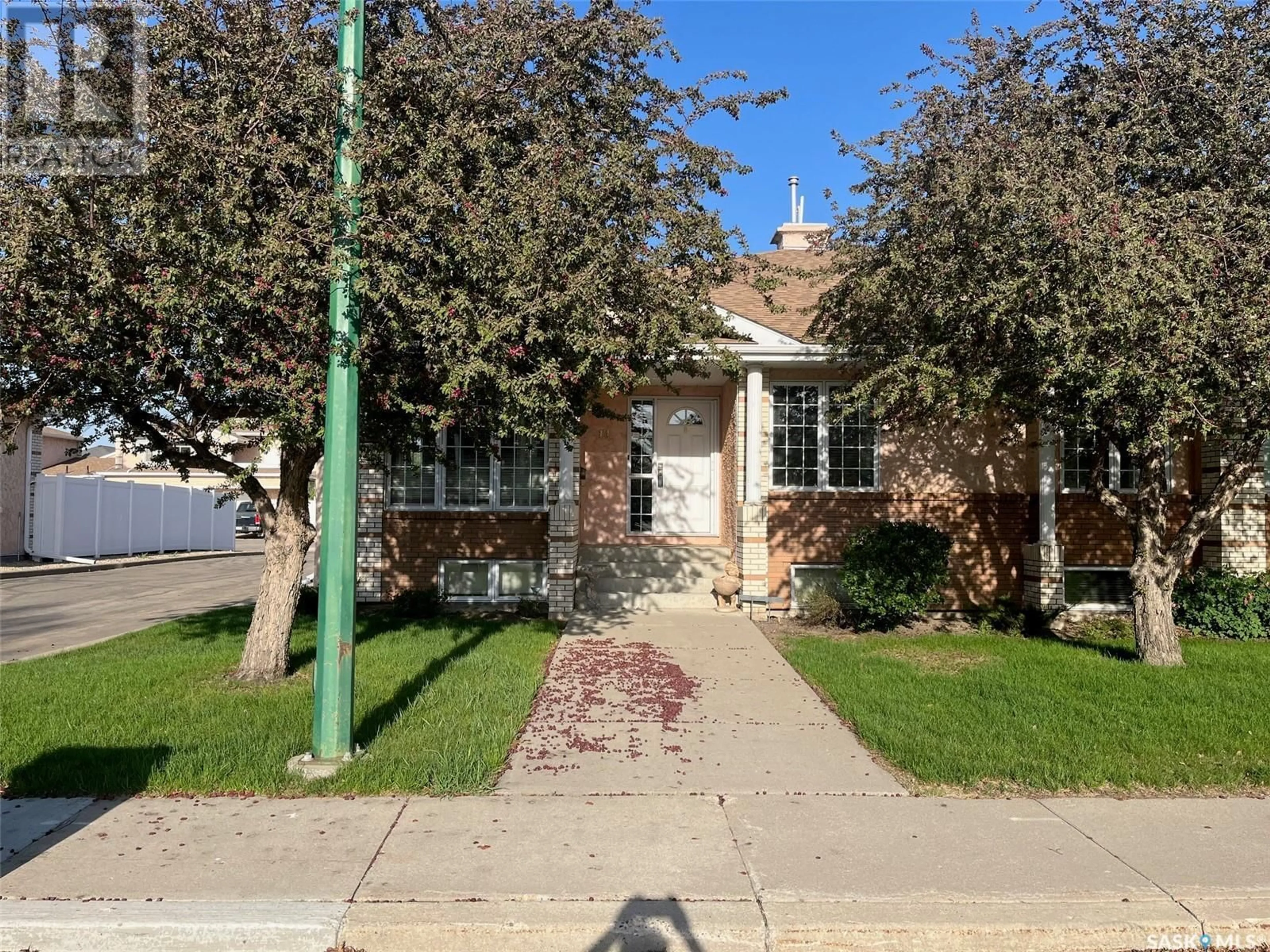 Unknown for 14 107 REVER ROAD, Saskatoon Saskatchewan S7S1G8