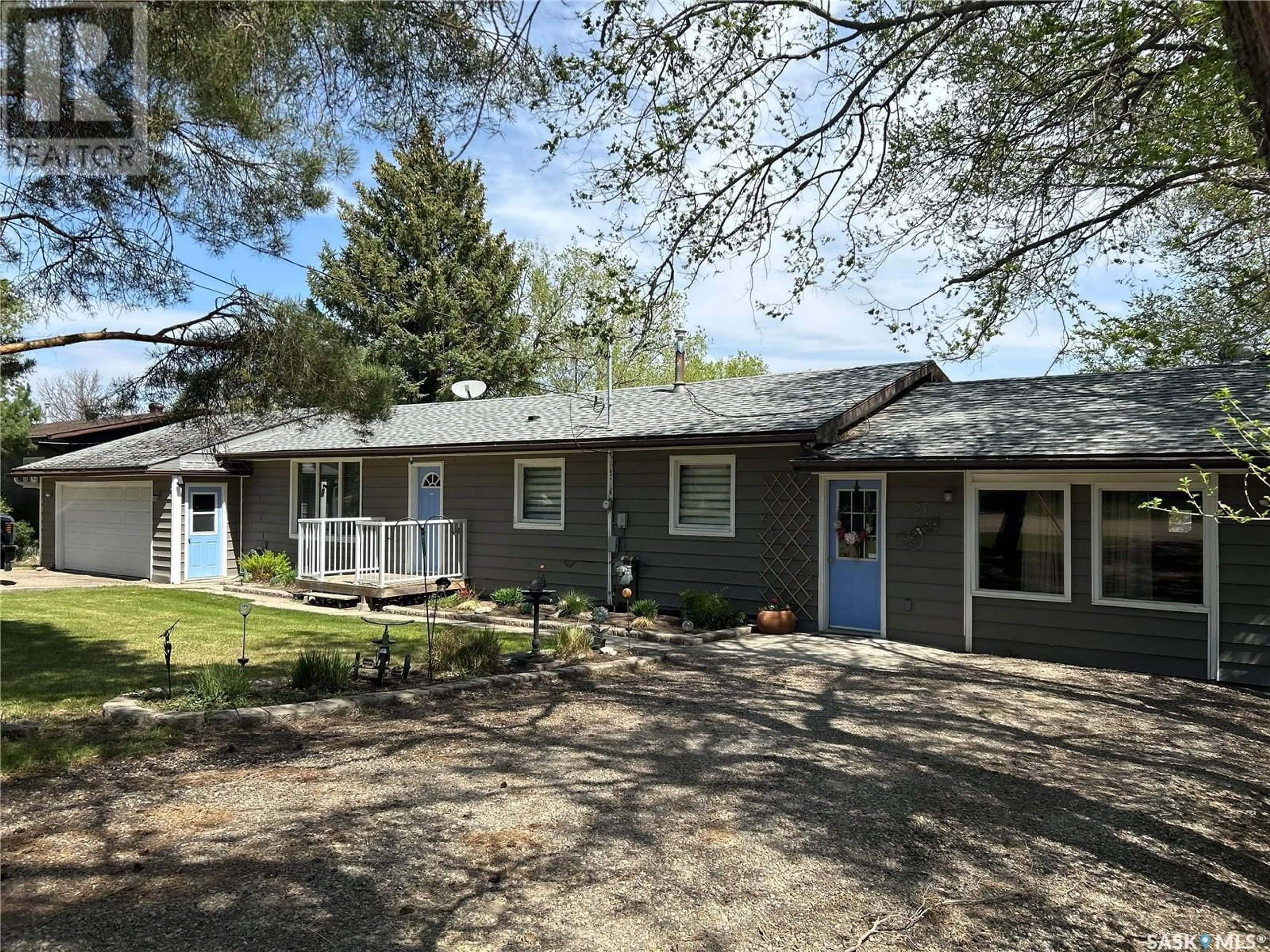 A pic from outside/outdoor area/front of a property/back of a property/a pic from drone, street for 127 3RD AVENUE, Young Saskatchewan S0K4Y0
