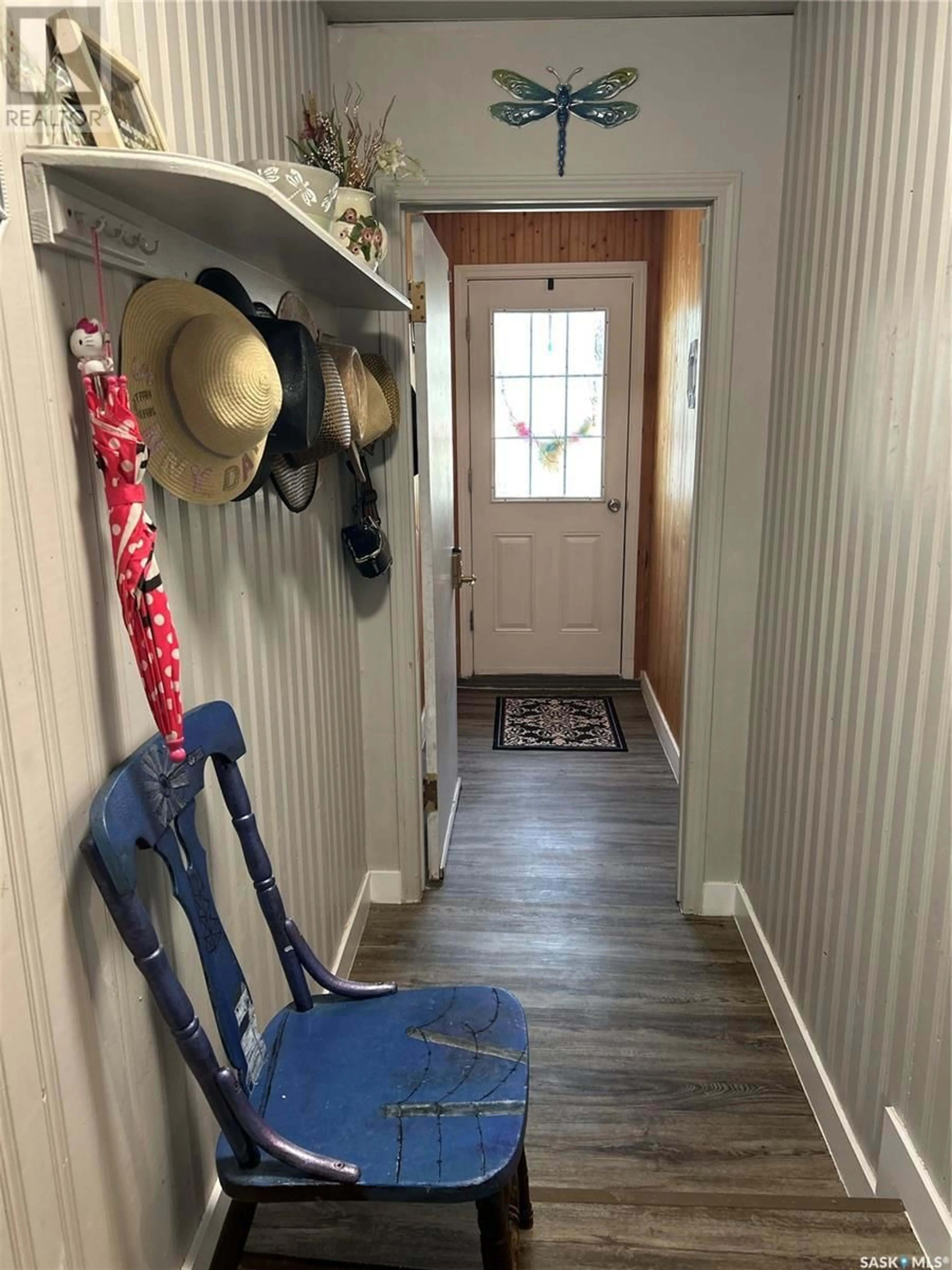 Indoor entryway for 127 3RD AVENUE, Young Saskatchewan S0K4Y0