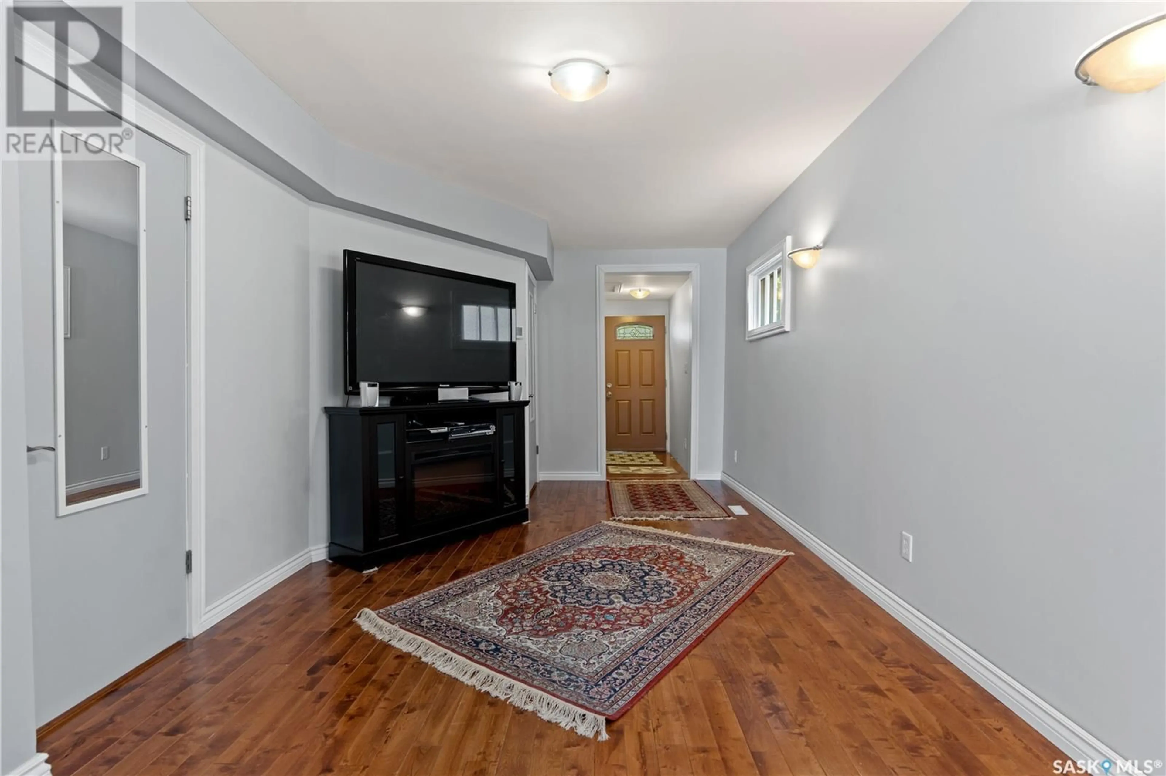 Indoor entryway for 2240 MCDONALD STREET, Regina Saskatchewan S4N2Y8