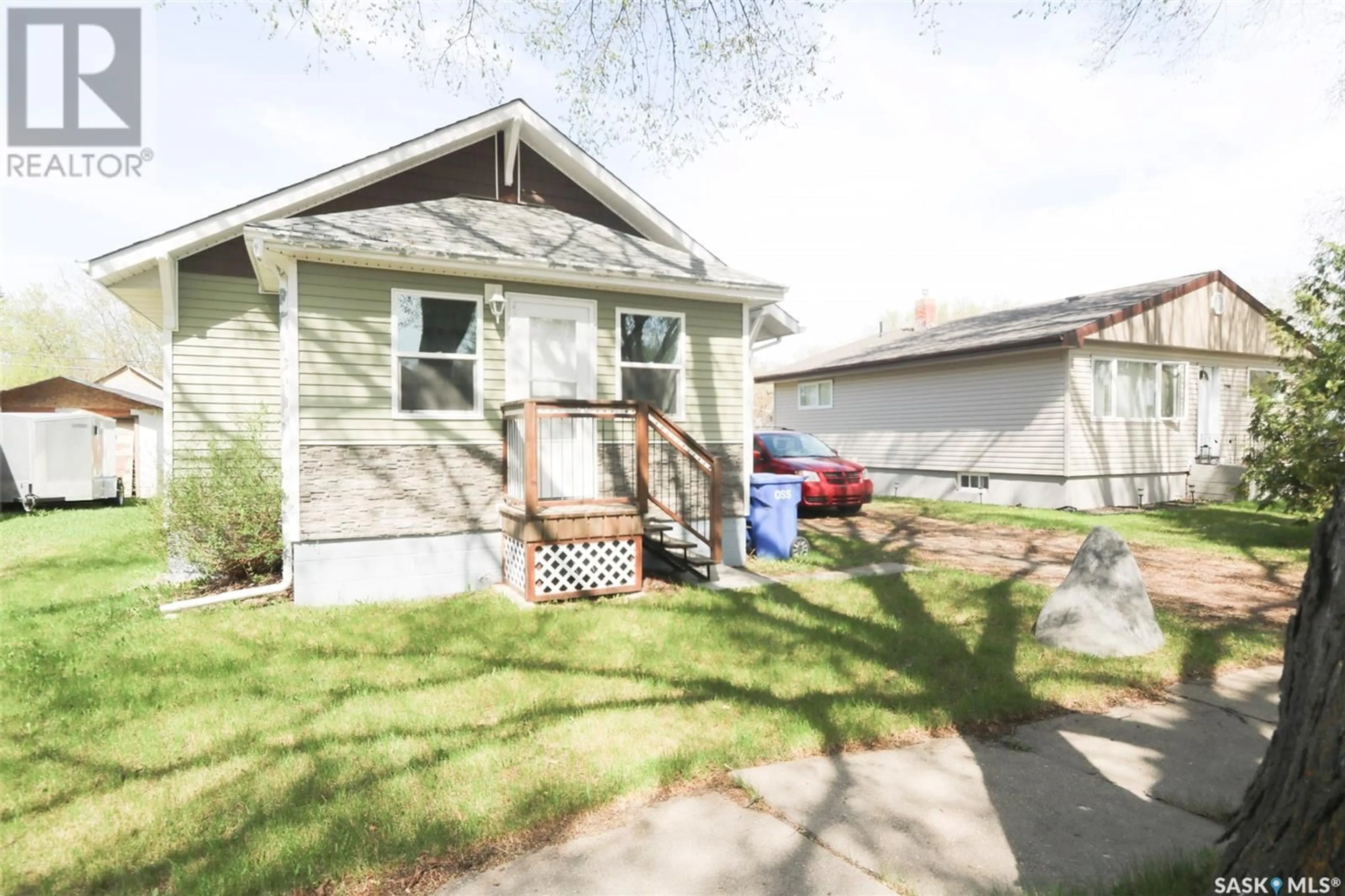Unknown for 215 THIRD AVENUE, Canora Saskatchewan S0A0L0