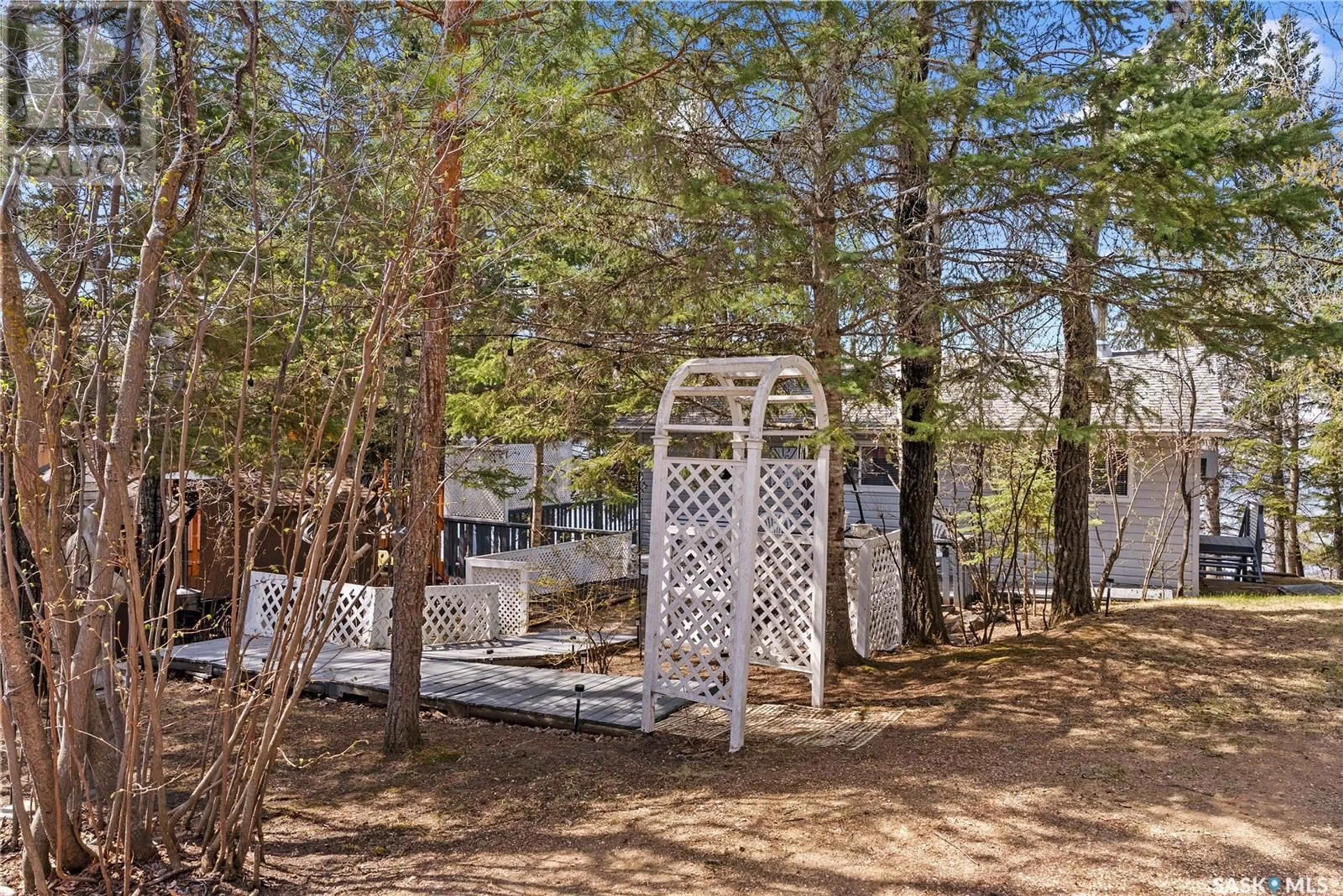 Patio, forest/trees view for 55 LOON DRIVE, Big Shell Saskatchewan S0J2G0
