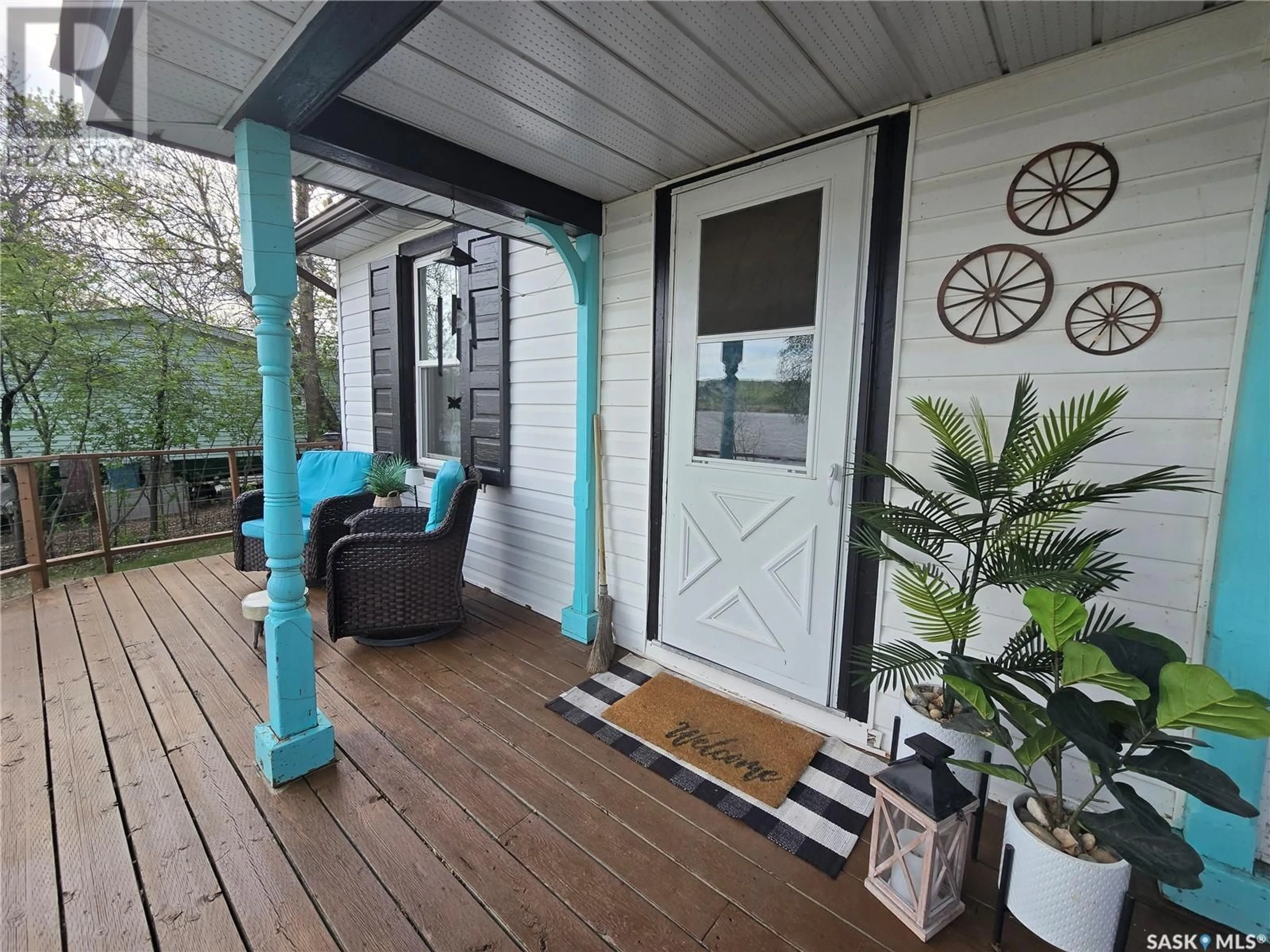 Indoor entryway for 82 ELK ROAD, Crooked Lake Saskatchewan S0G2B0