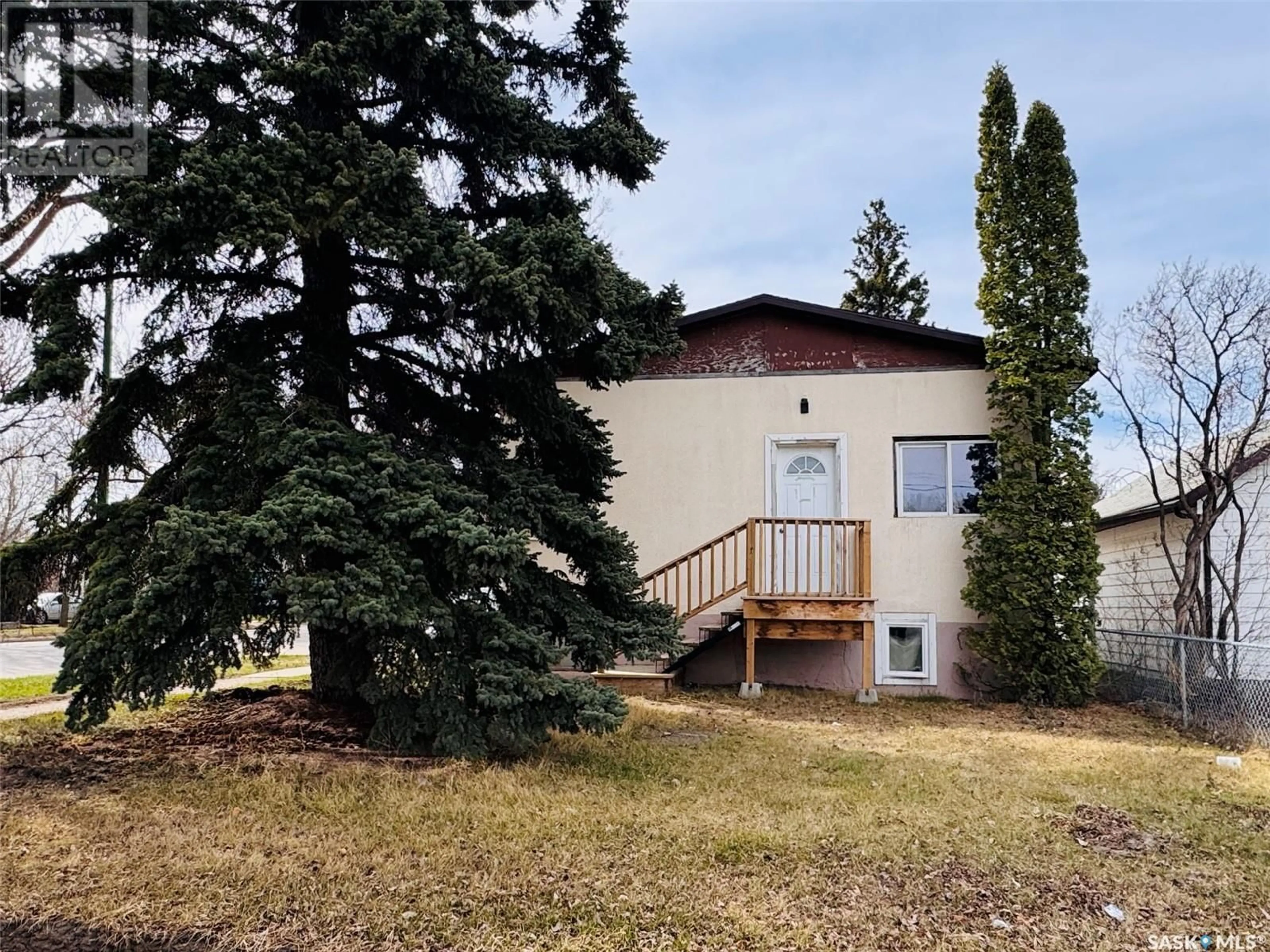 Unknown for 801 33RD STREET, Saskatoon Saskatchewan S7L0W5