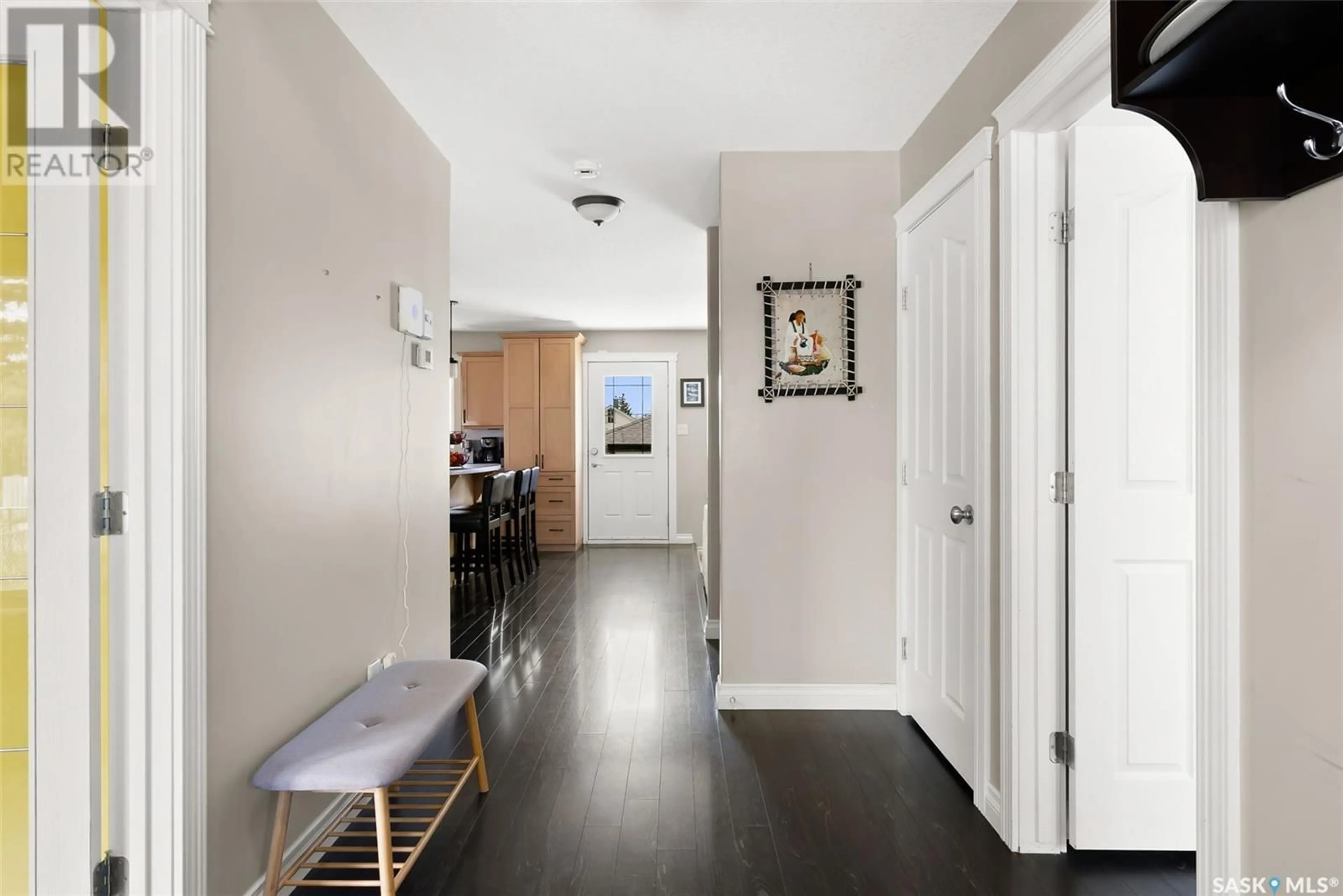 Indoor entryway for 2252 MCDONALD STREET, Regina Saskatchewan S4N2Y8