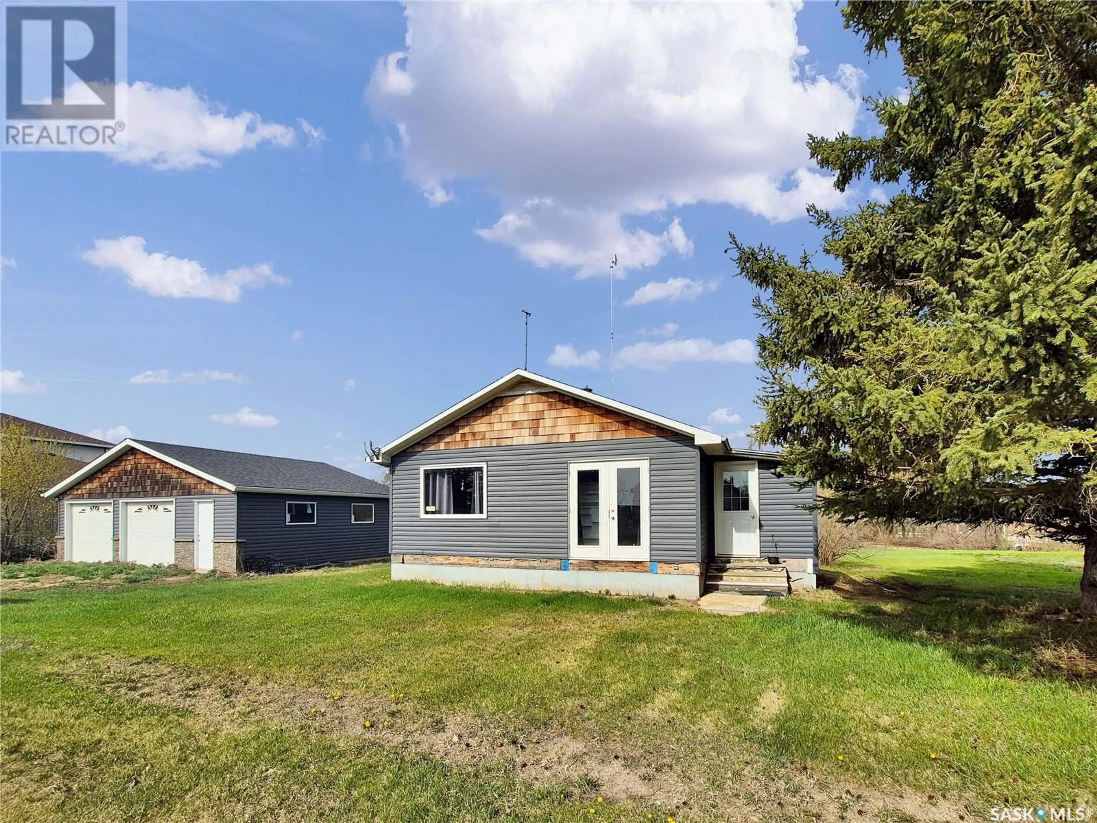 Unknown for 105 2ND AVENUE, Meacham Saskatchewan S0K2V0