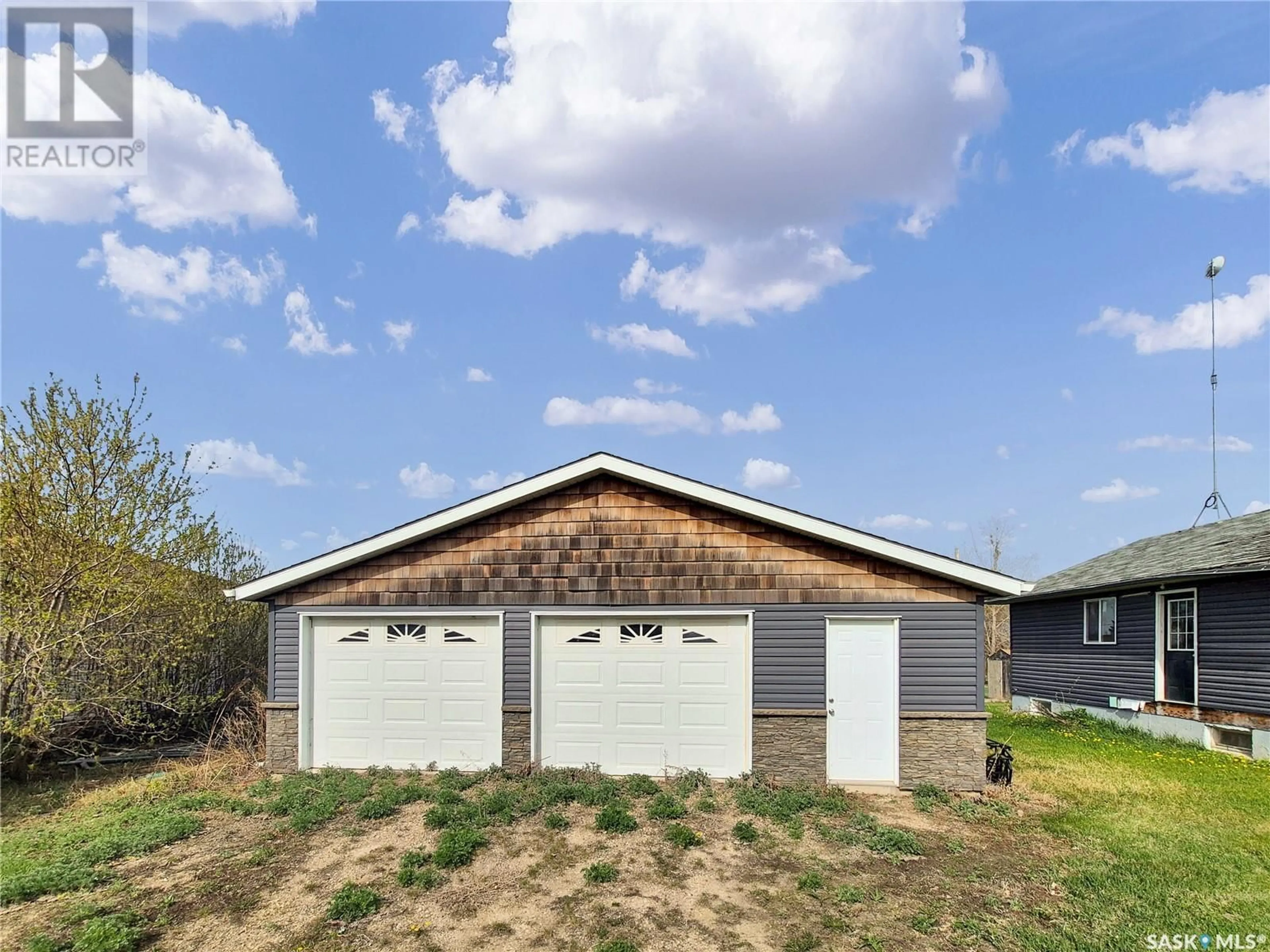 Shed for 105 2ND AVENUE, Meacham Saskatchewan S0K2V0