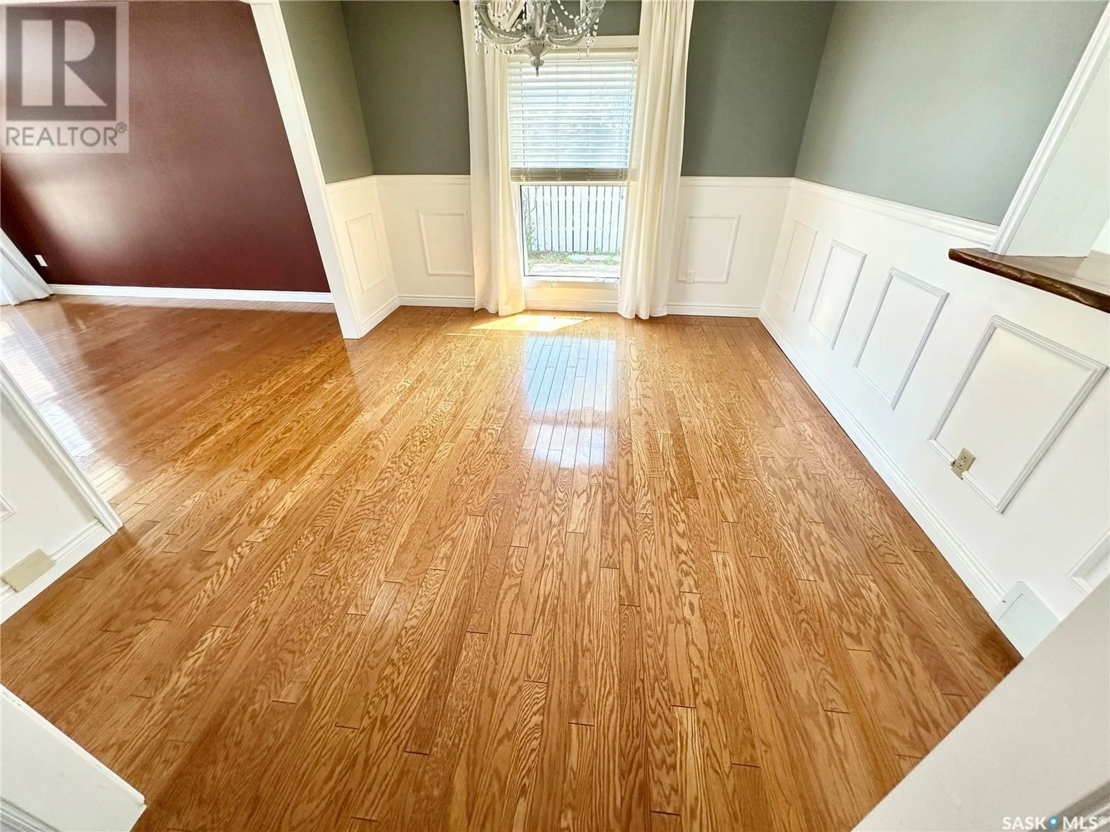 A pic of a room for 416 3RD AVENUE, Weyburn Saskatchewan S4H1R1