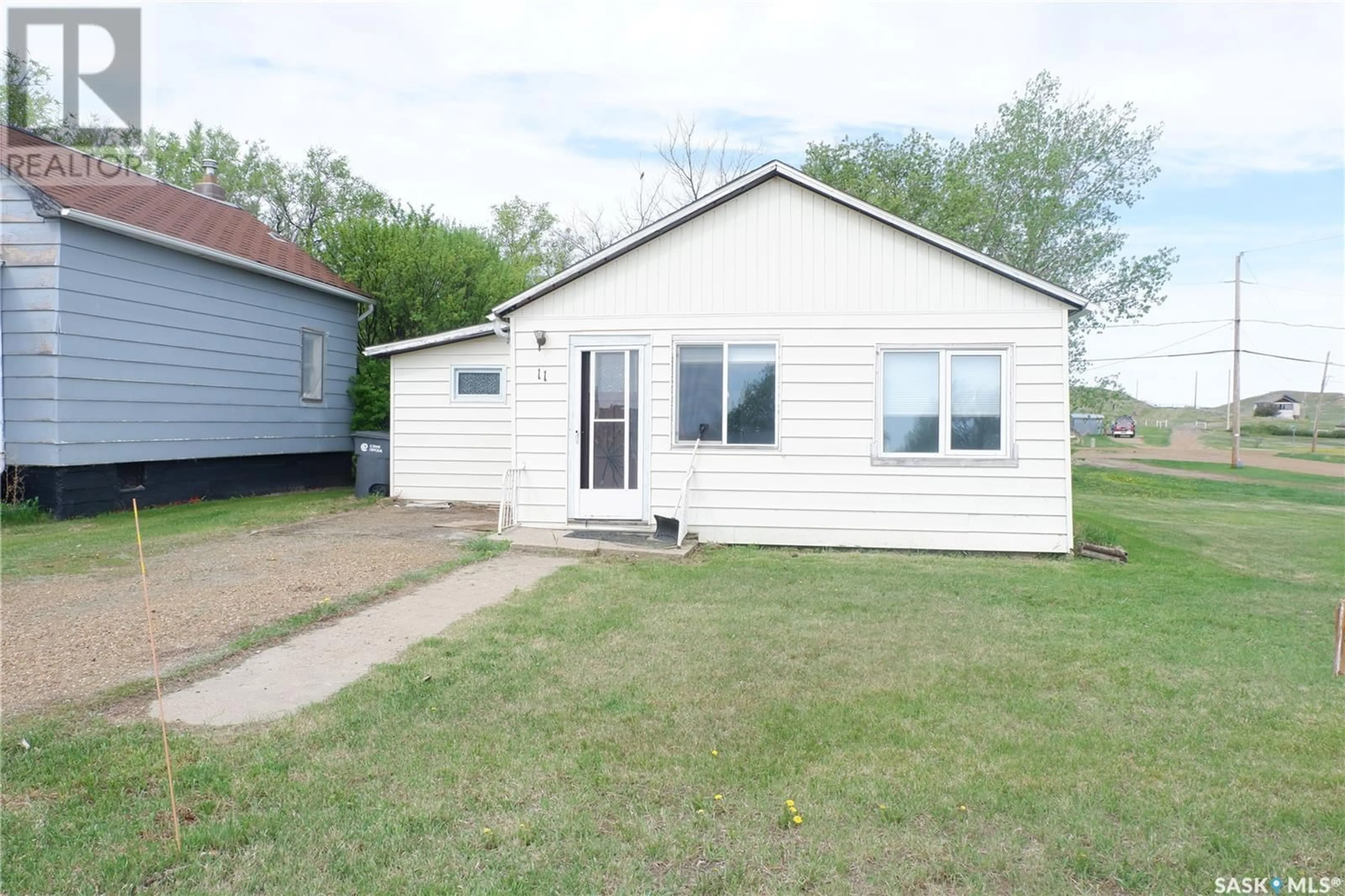 Unknown for 11 B AVENUE, Willow Bunch Saskatchewan S0H4K0