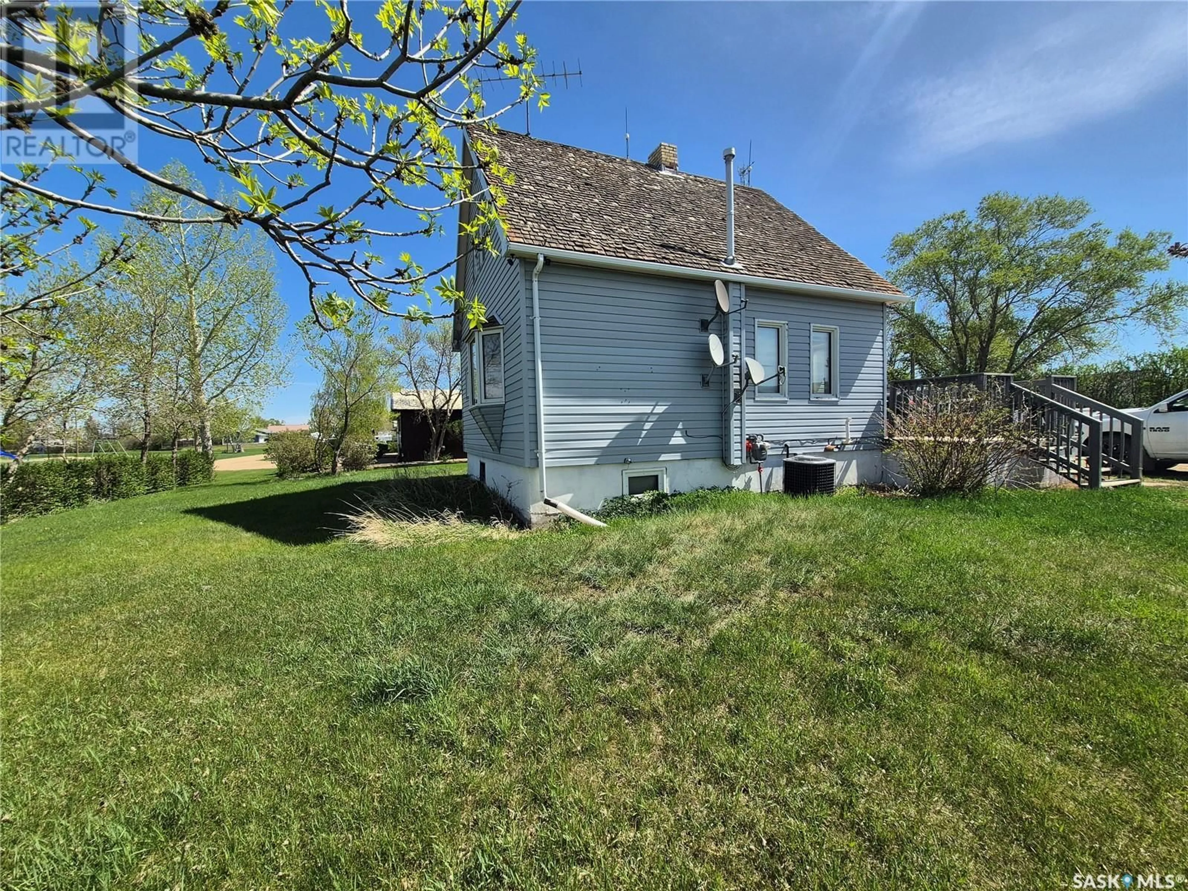 A pic from outside/outdoor area/front of a property/back of a property/a pic from drone, street for 39 ROULEAU STREET, Mctaggart Saskatchewan S0G3N0