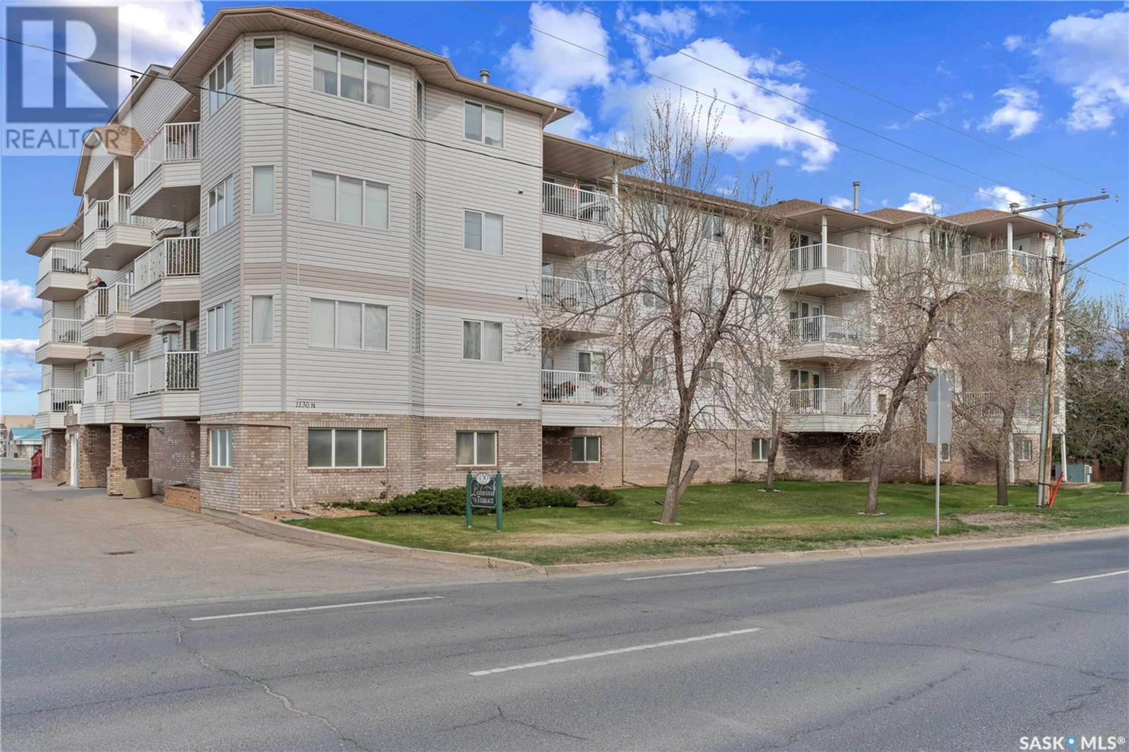 Patio, unknown for 405 - 1130 MCCARTHY BOULEVARD, Regina Saskatchewan S4X4N6