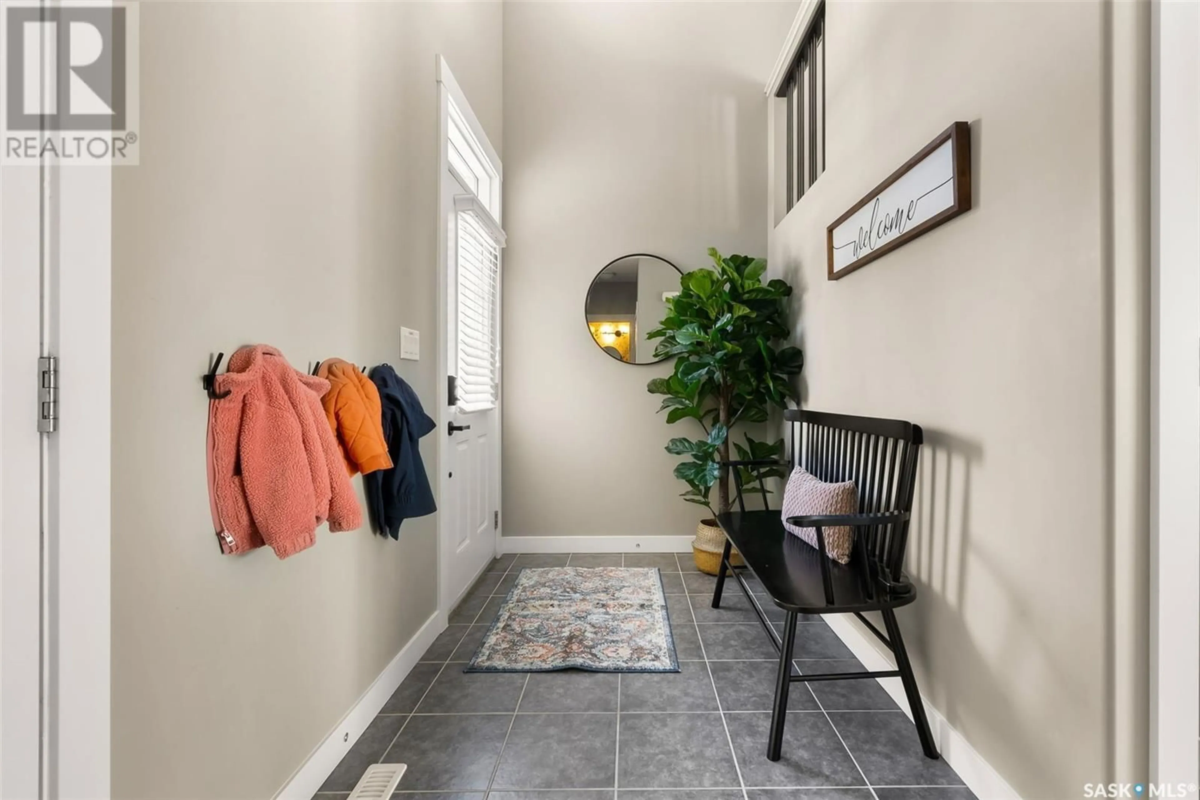 Indoor entryway for 3737 GREEN MOSS LANE, Regina Saskatchewan S4V1P6