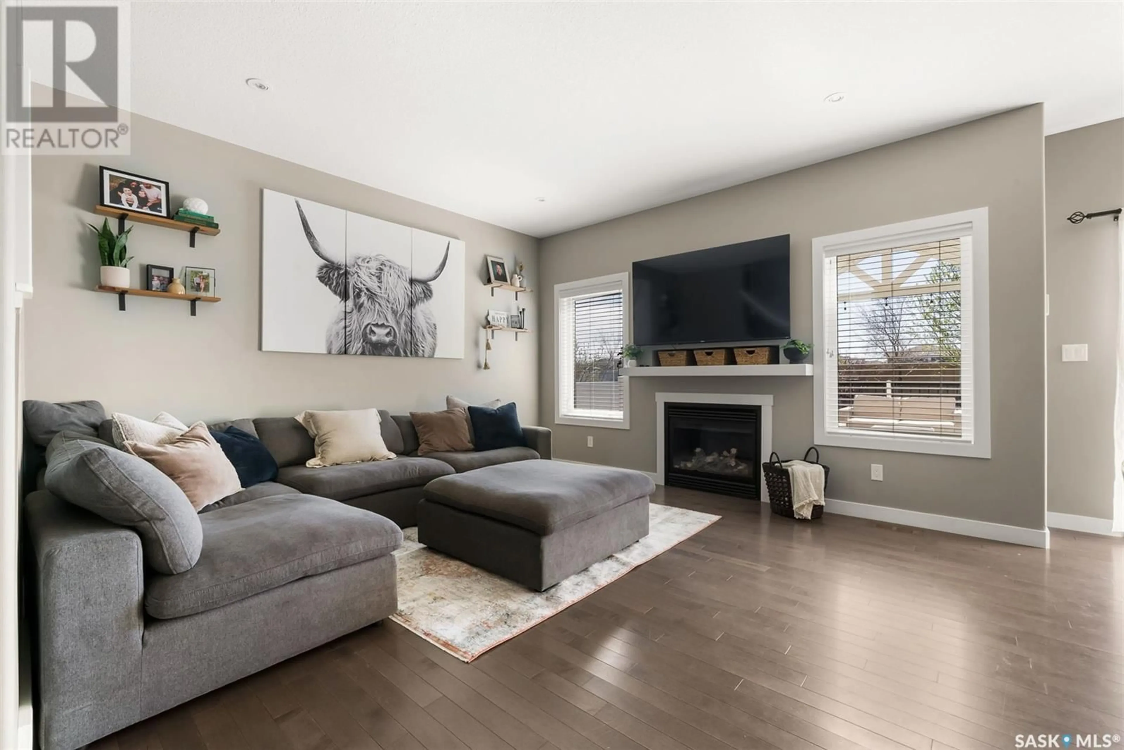 Living room with furniture, unknown for 3737 GREEN MOSS LANE, Regina Saskatchewan S4V1P6
