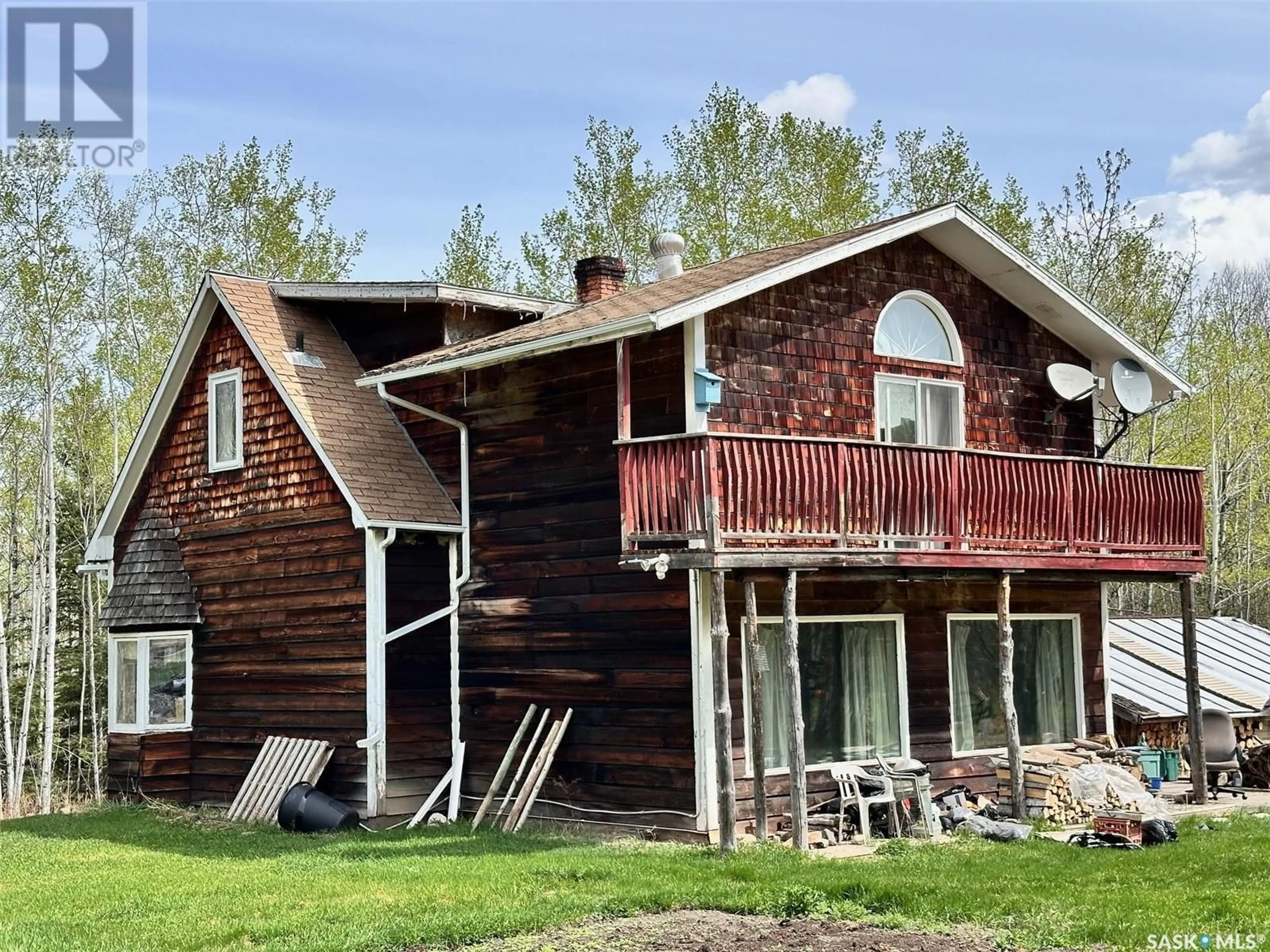 Home with vinyl exterior material, building for Quarter - LALONDE, Spiritwood Rm No. 496 Saskatchewan S0J2M0