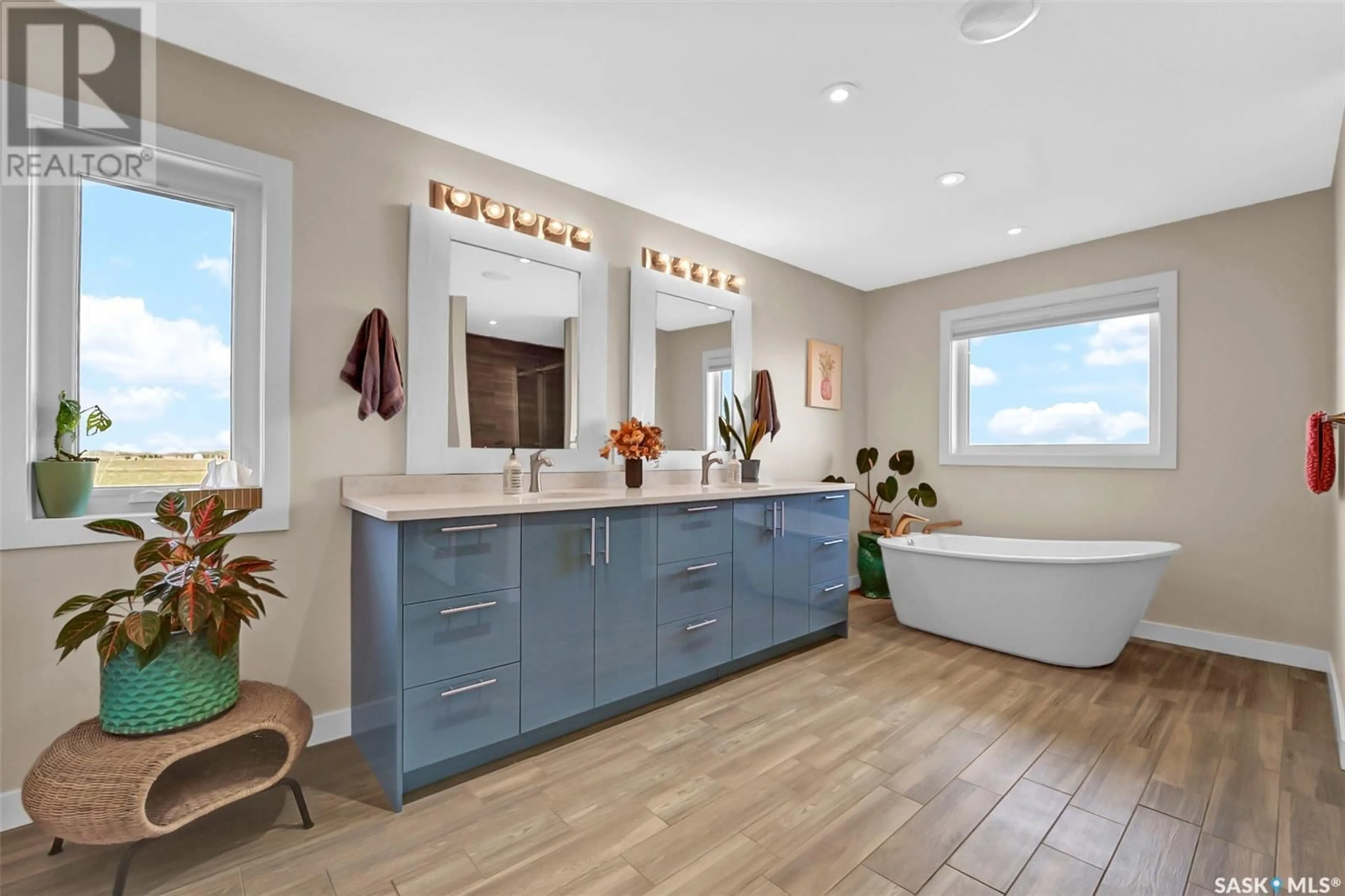 Contemporary bathroom, ceramic/tile floor for BLAIR ACREAGE, Vanscoy Rm No. 345 Saskatchewan S0K0J0