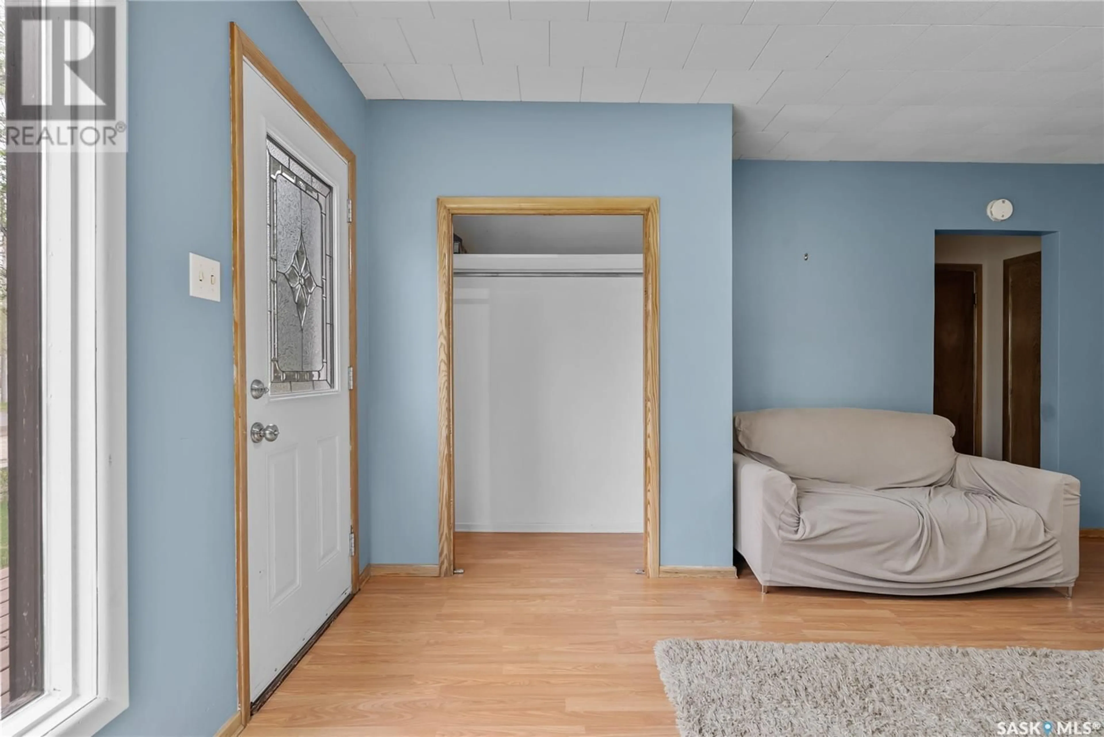 Indoor entryway for 110 3RD STREET, Wakaw Saskatchewan S0K4P0