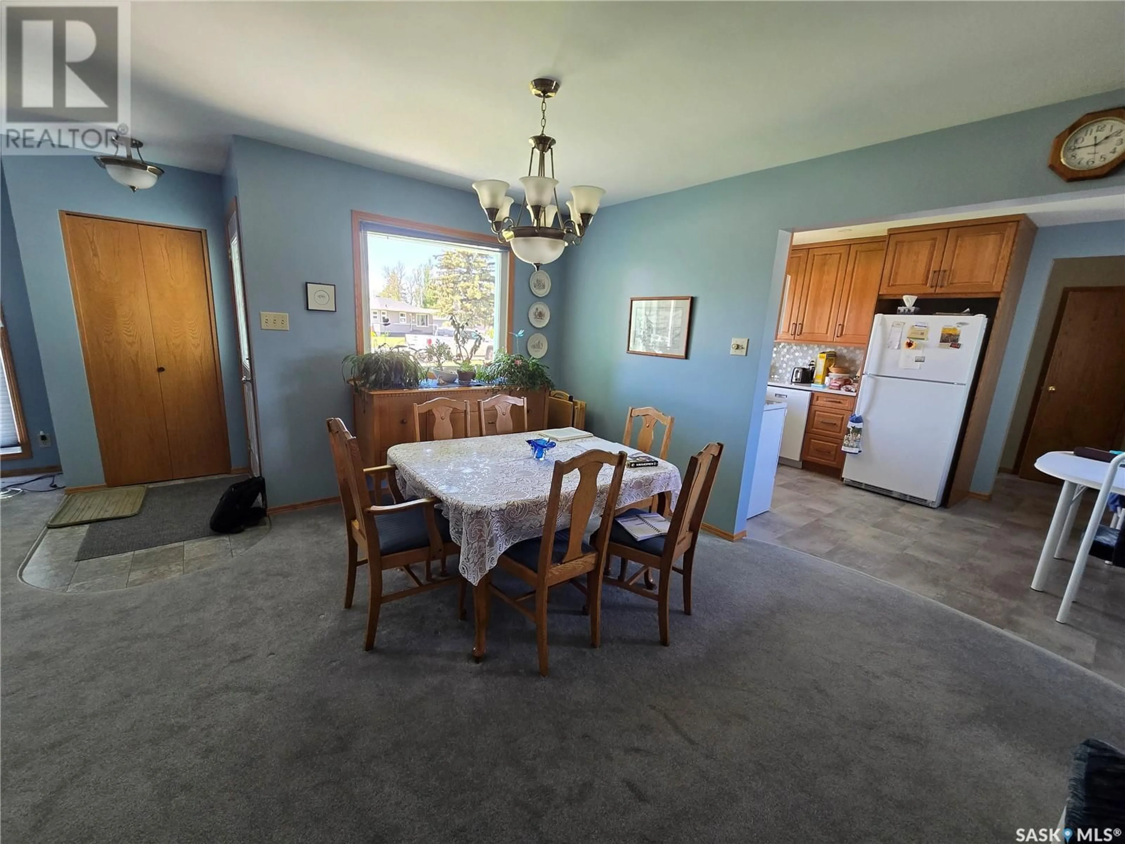 Dining room, unknown for 427 15TH AVENUE, Swift Current Saskatchewan S9H2X5