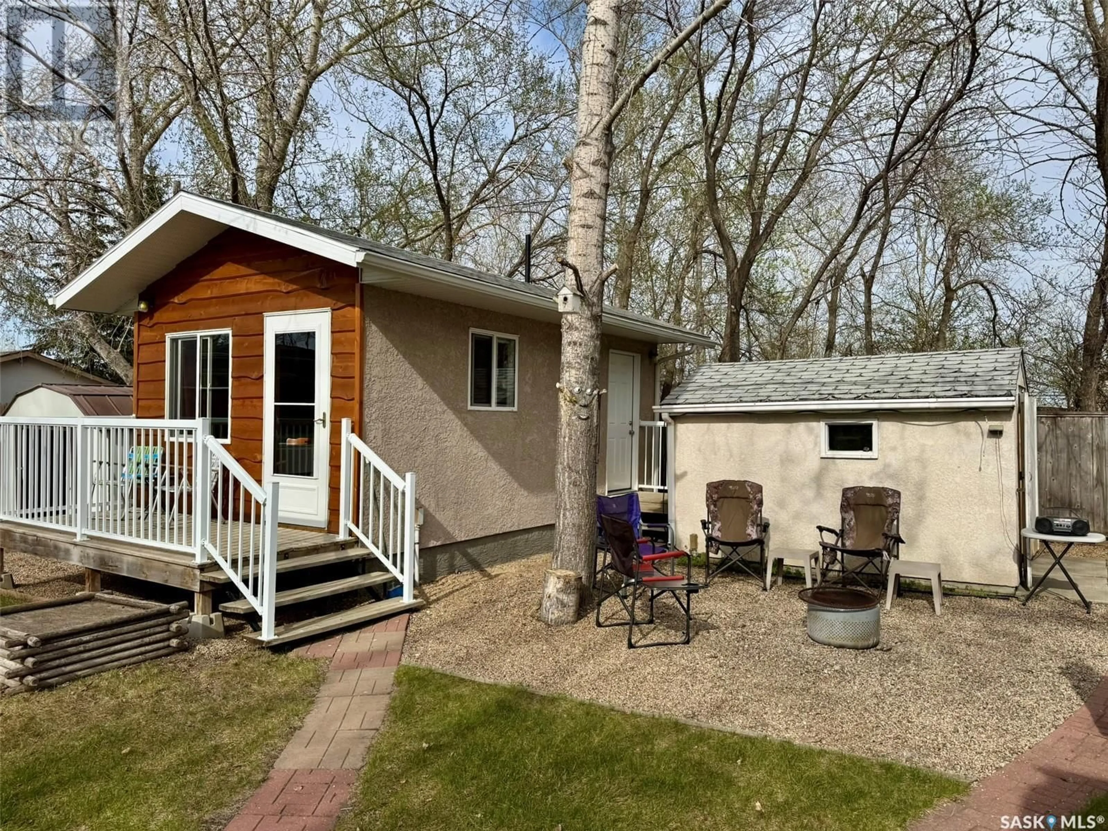 Patio, unknown for 105 PICKEREL CRESCENT, Island View Saskatchewan S0G1C0