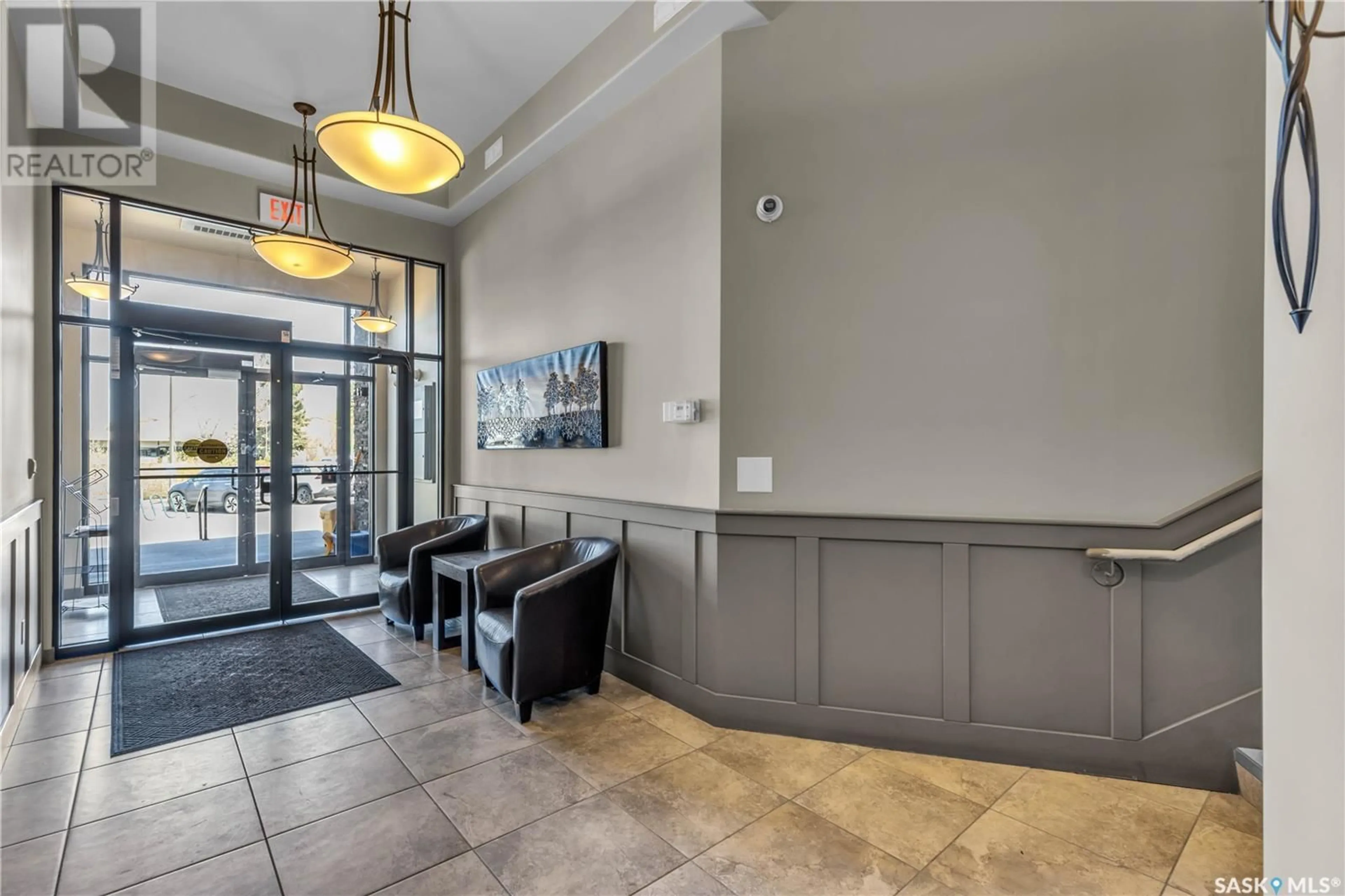 Indoor foyer for 327 - 2710 MAIN STREET, Saskatoon Saskatchewan S7H0M3