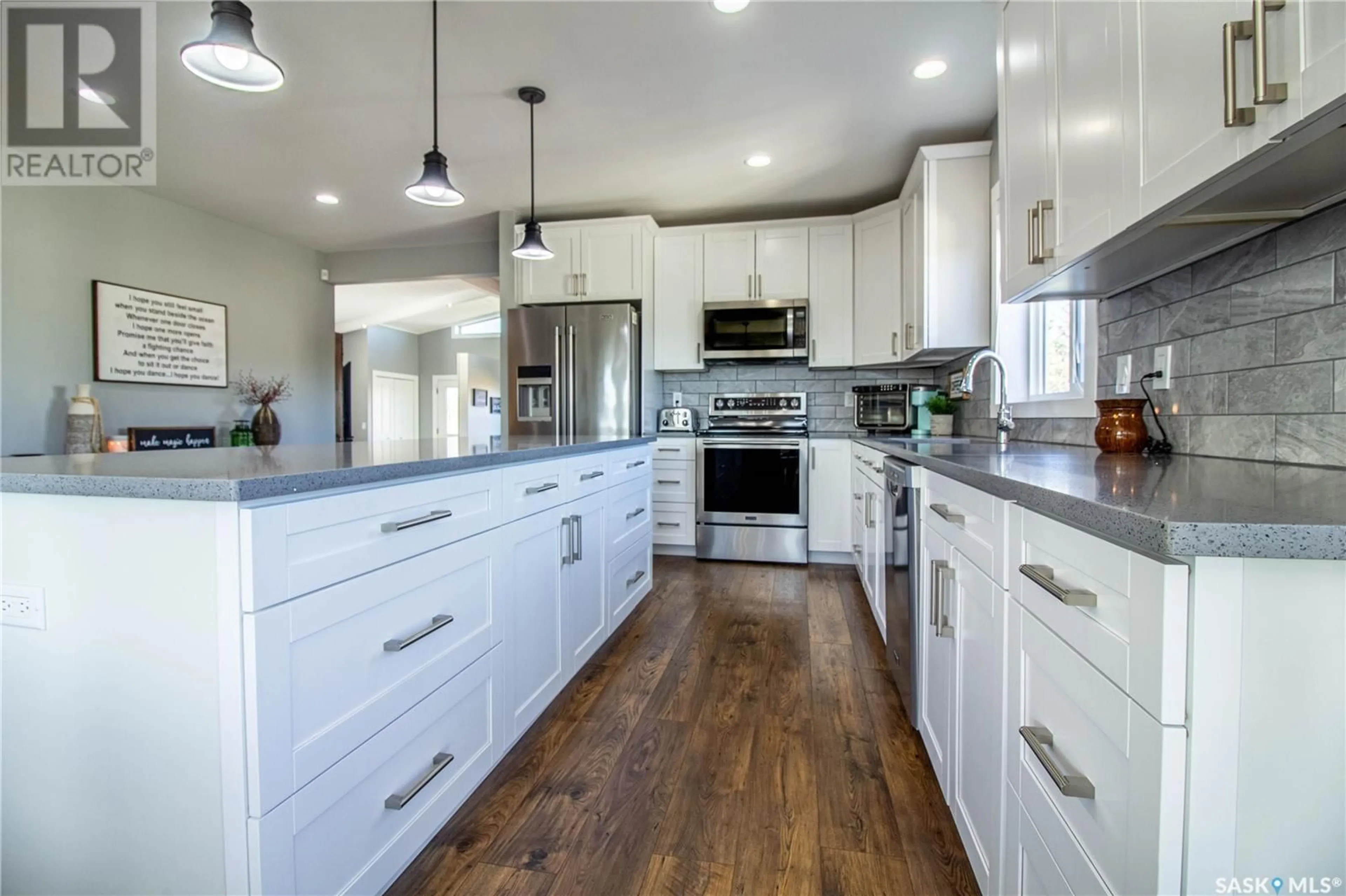 Open concept kitchen, unknown for 708 BERTSCH PLACE, Meota Saskatchewan S0M1X0