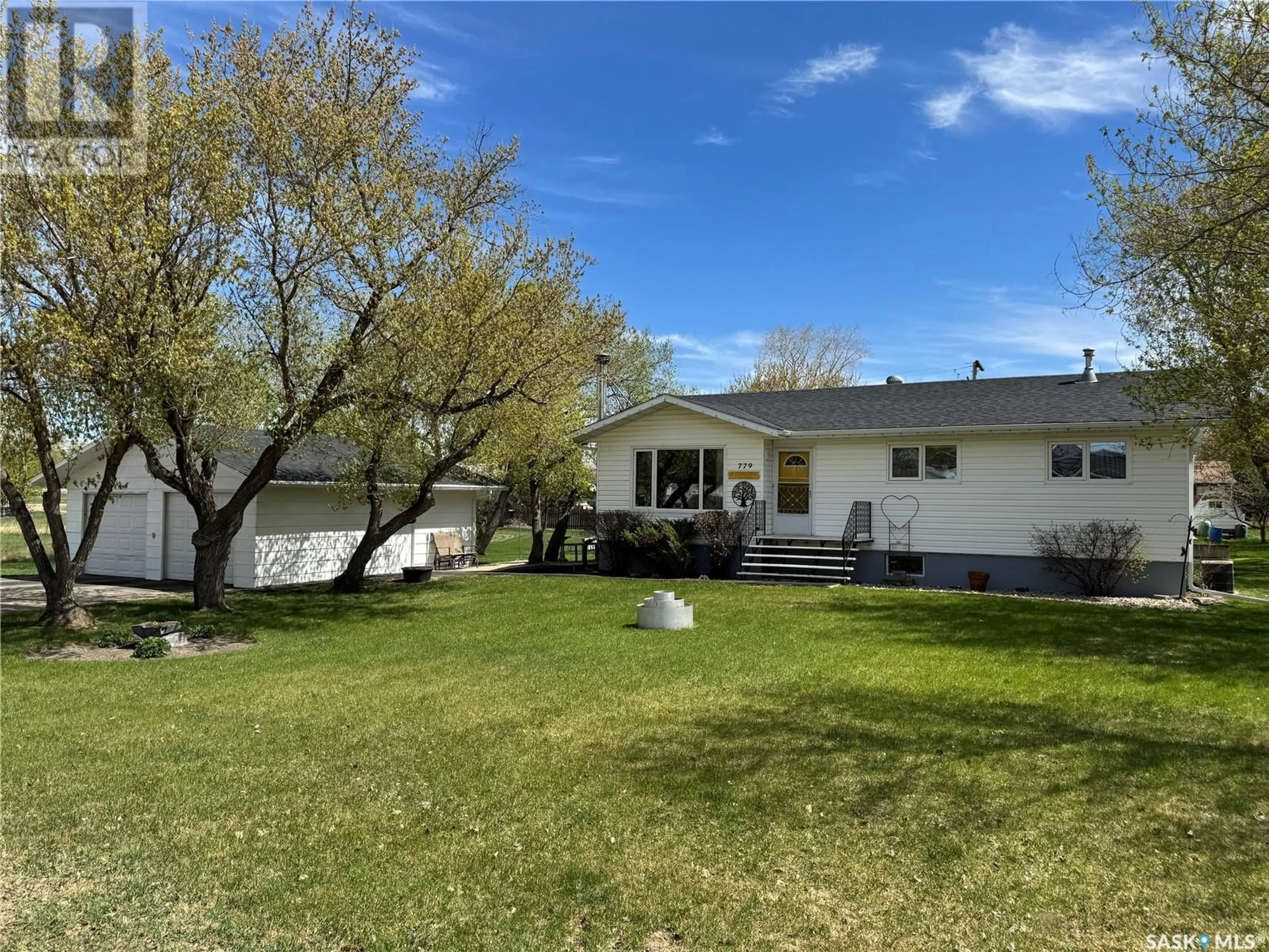 A pic from outside/outdoor area/front of a property/back of a property/a pic from drone, street for 779 MARKET STREET, Bethune Saskatchewan S0G0H0