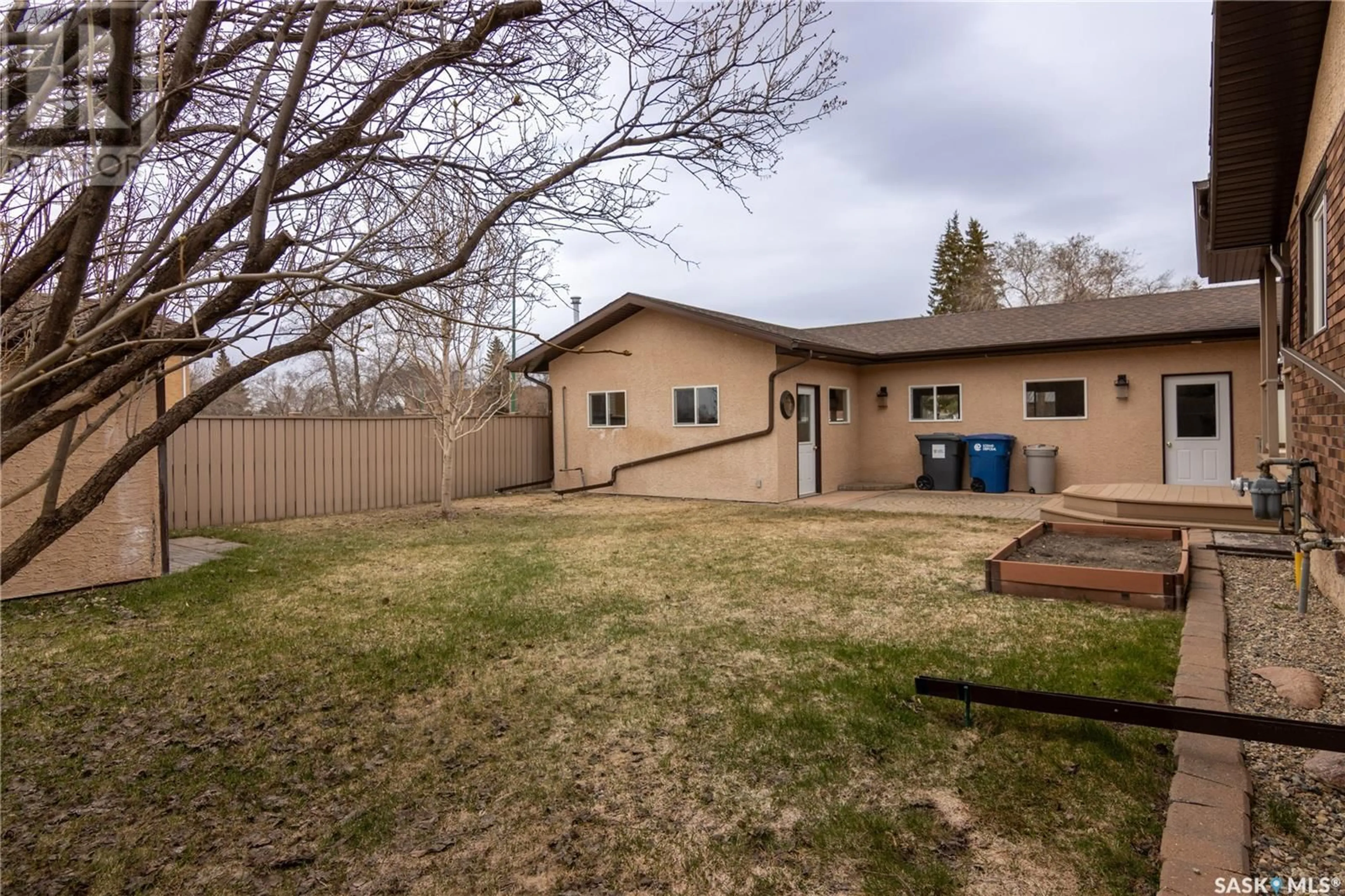 Patio, street for 603 DONALD STREET, Esterhazy Saskatchewan S0A0X0