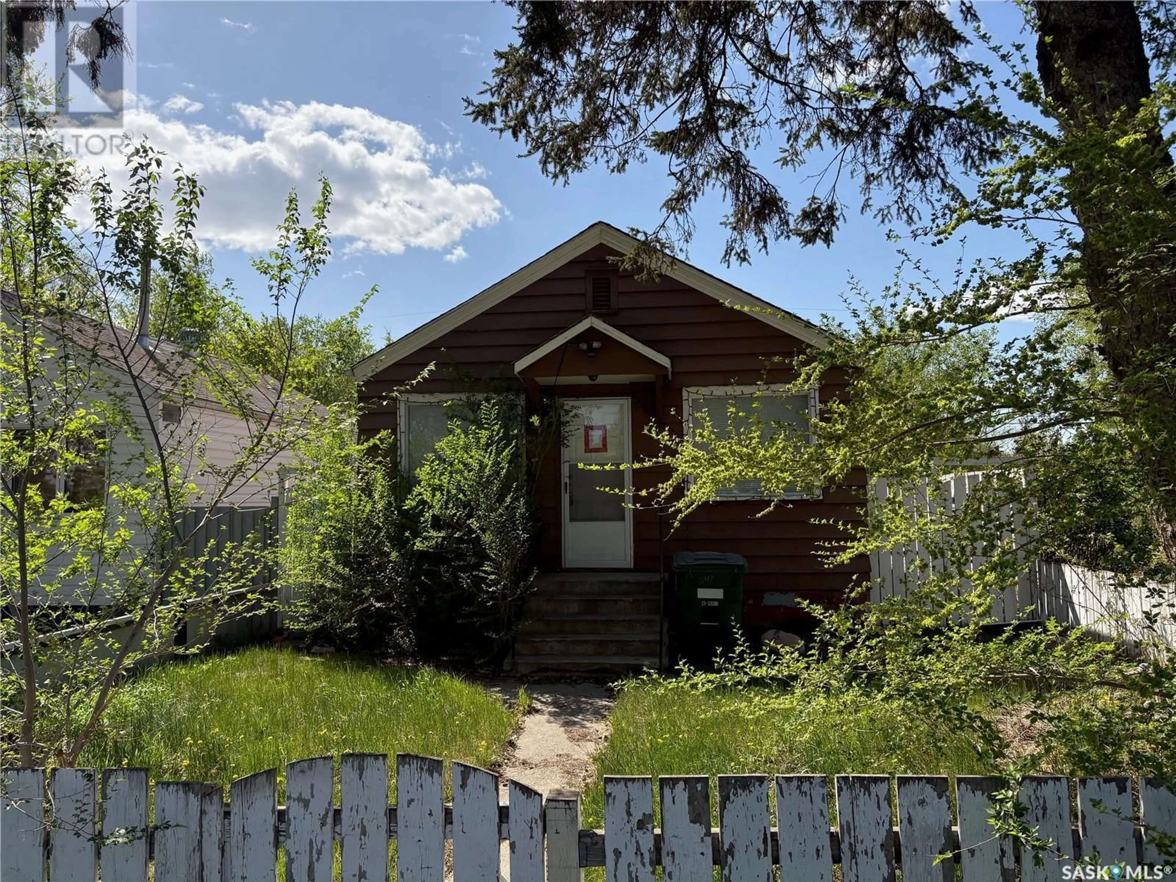 Shed for 347 R AVENUE, Saskatoon Saskatchewan S7M2Z2