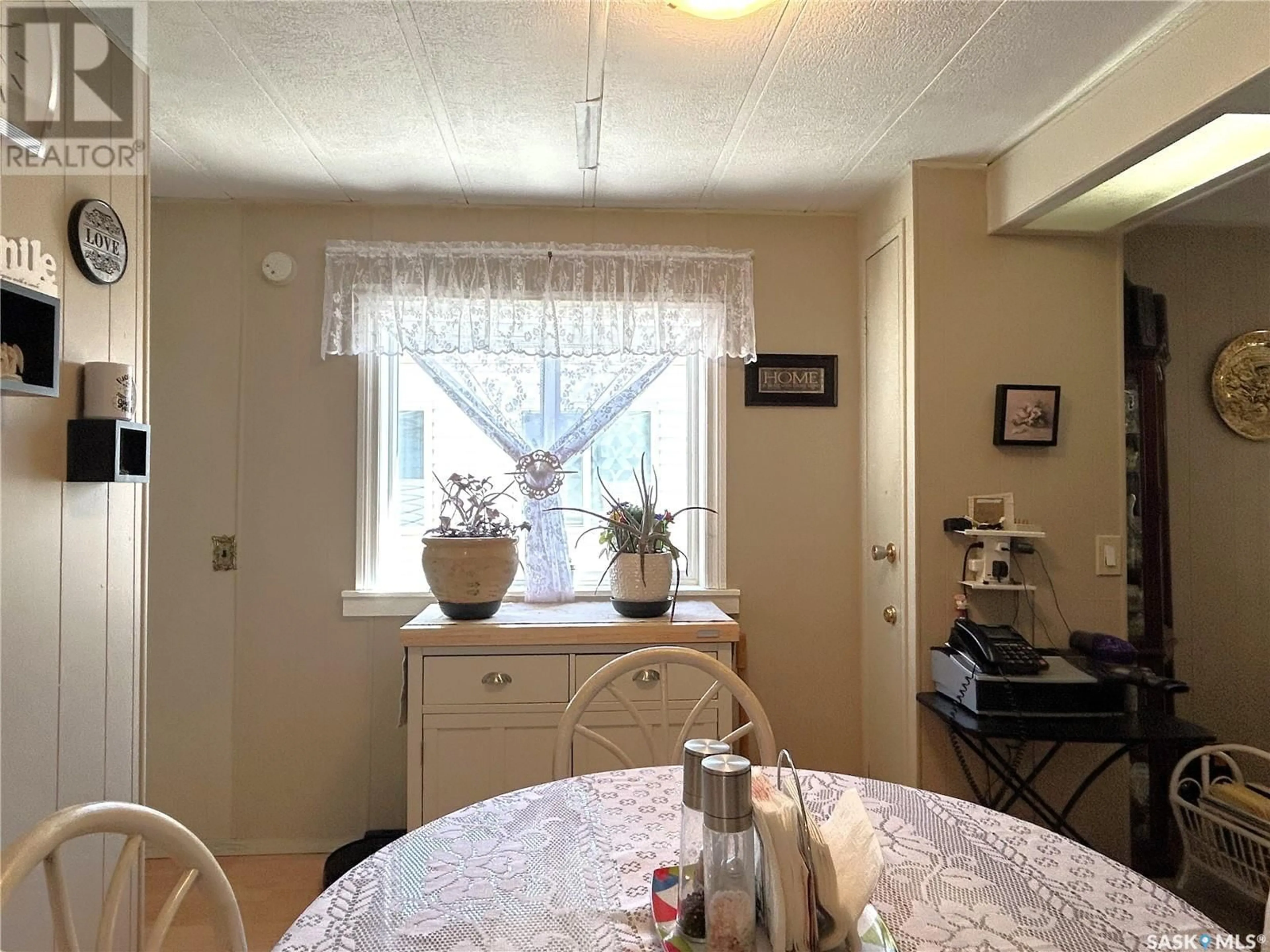 Dining room, unknown for 139 LELAND TERRACE, Saskatoon Saskatchewan S7H5A1